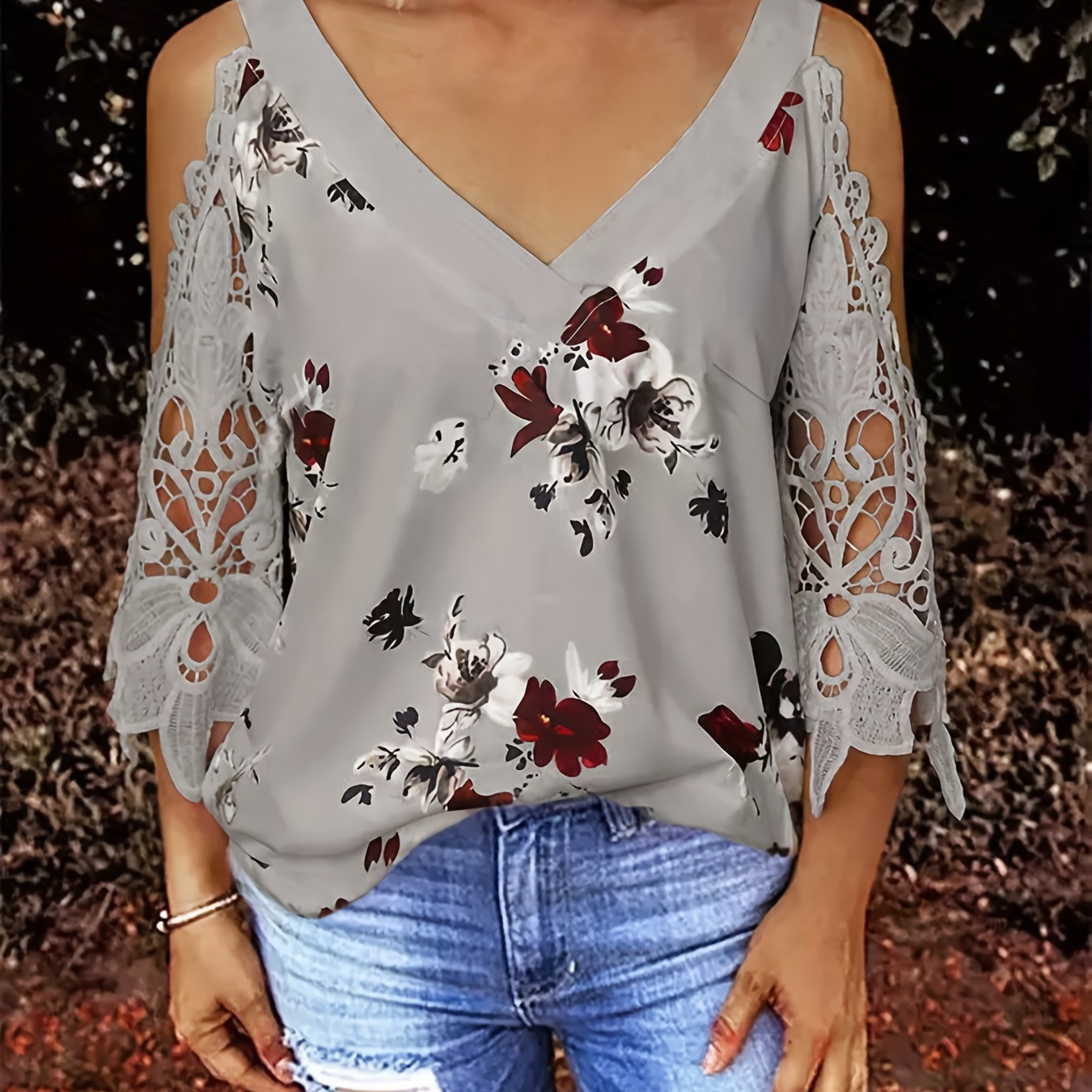 

Plus Size Casual Blouse, Women's Plus Floral Print Cold Shoulder Contrast Lace Sleeve V Neck Top