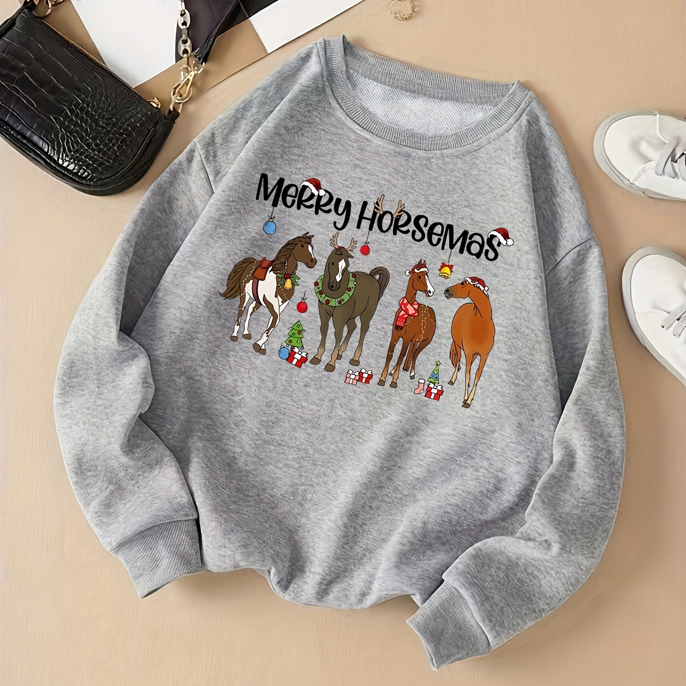 

Christmas Horse Loose Long-sleeved Sweatshirt, Pullover Crew Neck Sweatshirt, Women's Sweatshirts