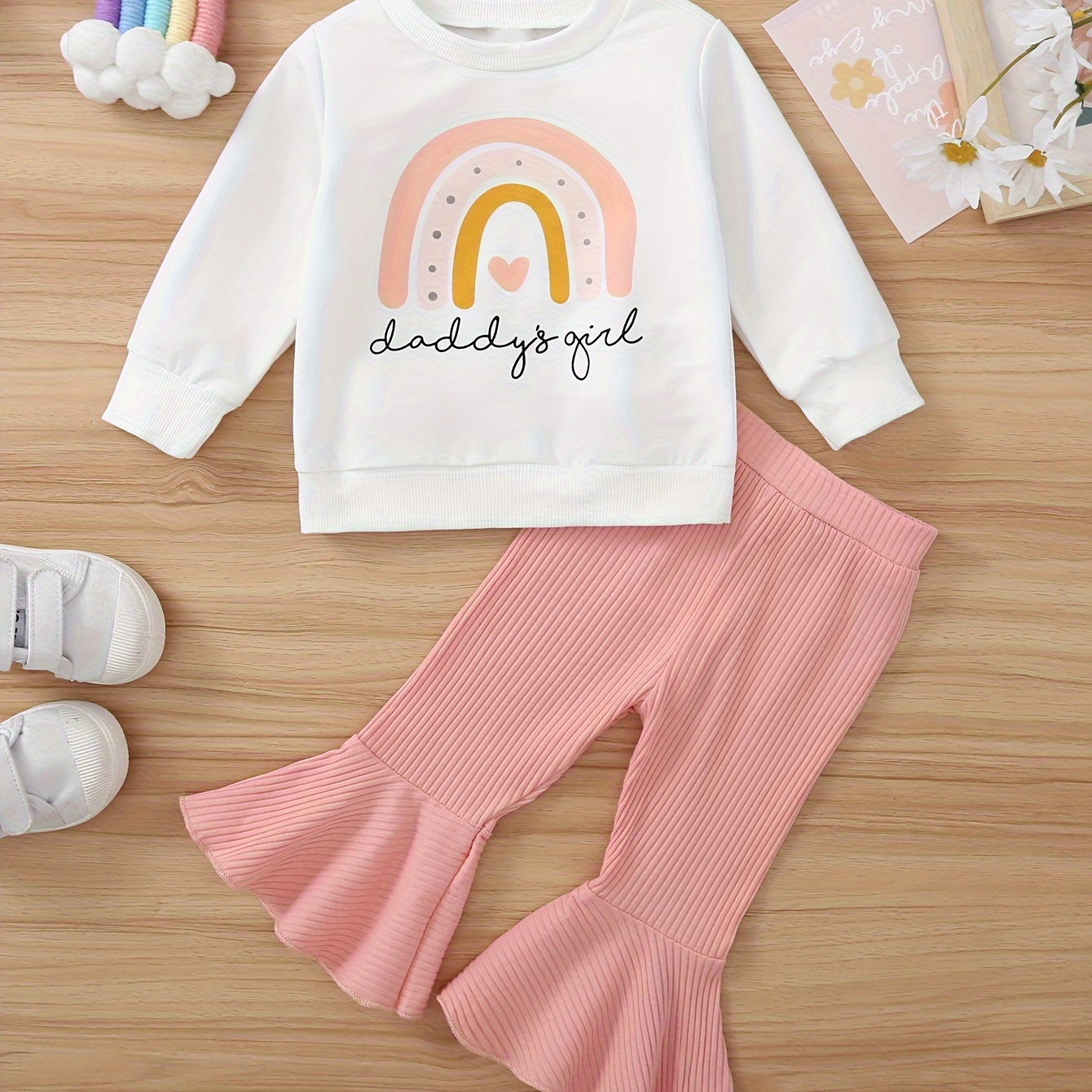 

2pcs/set, Baby Girl's Comfy Set, Daddy's Girl & Rainbow Doodle Print Sweatshirt & Ribbed Bell-bottoms Set For Fall & Winter