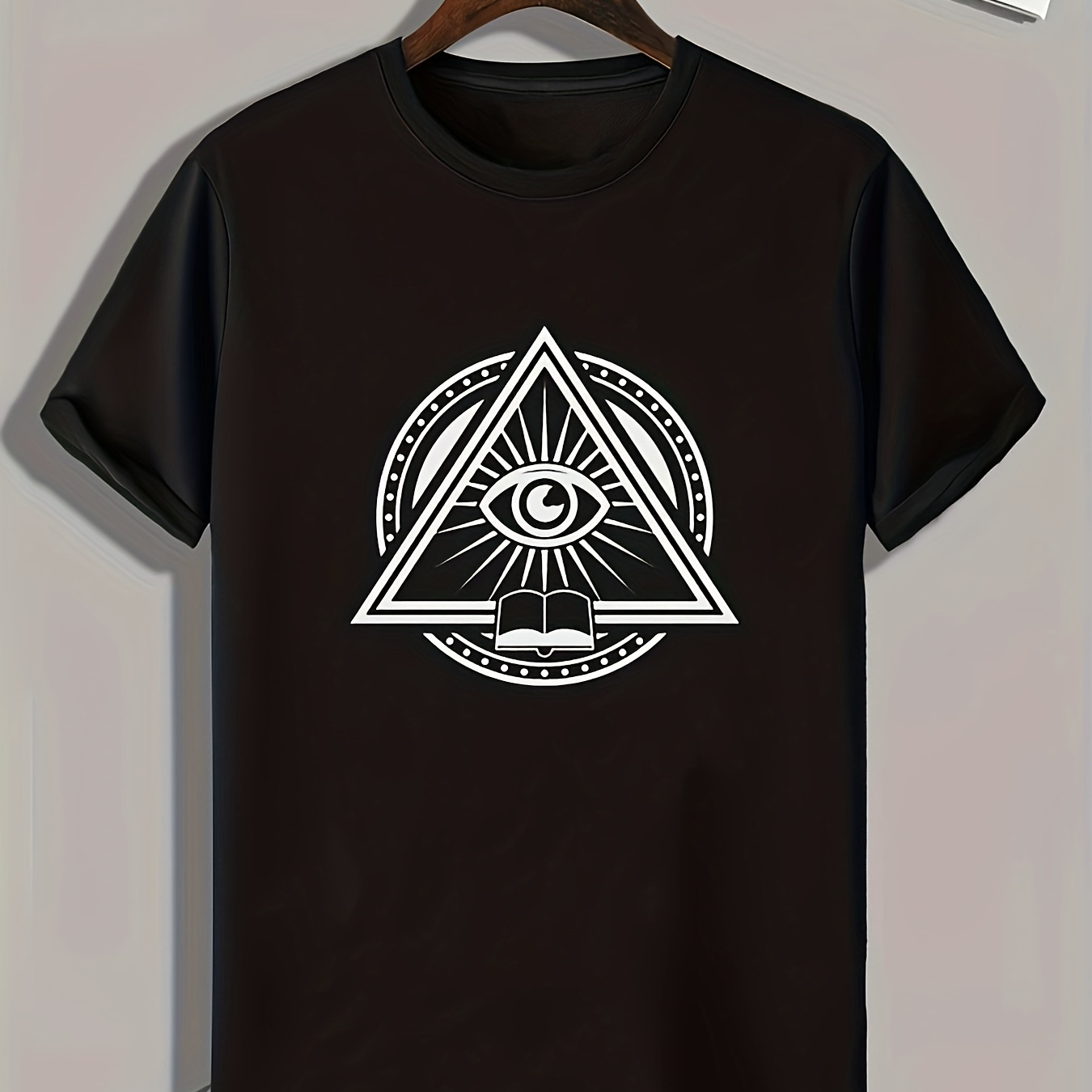 

Triangle Eye Pattern Print Men's Comfy Sports T-shirt, Graphic Tee Men's Summer Outdoor Clothes, Men's Clothing For Fitness Activities, Gift For Men