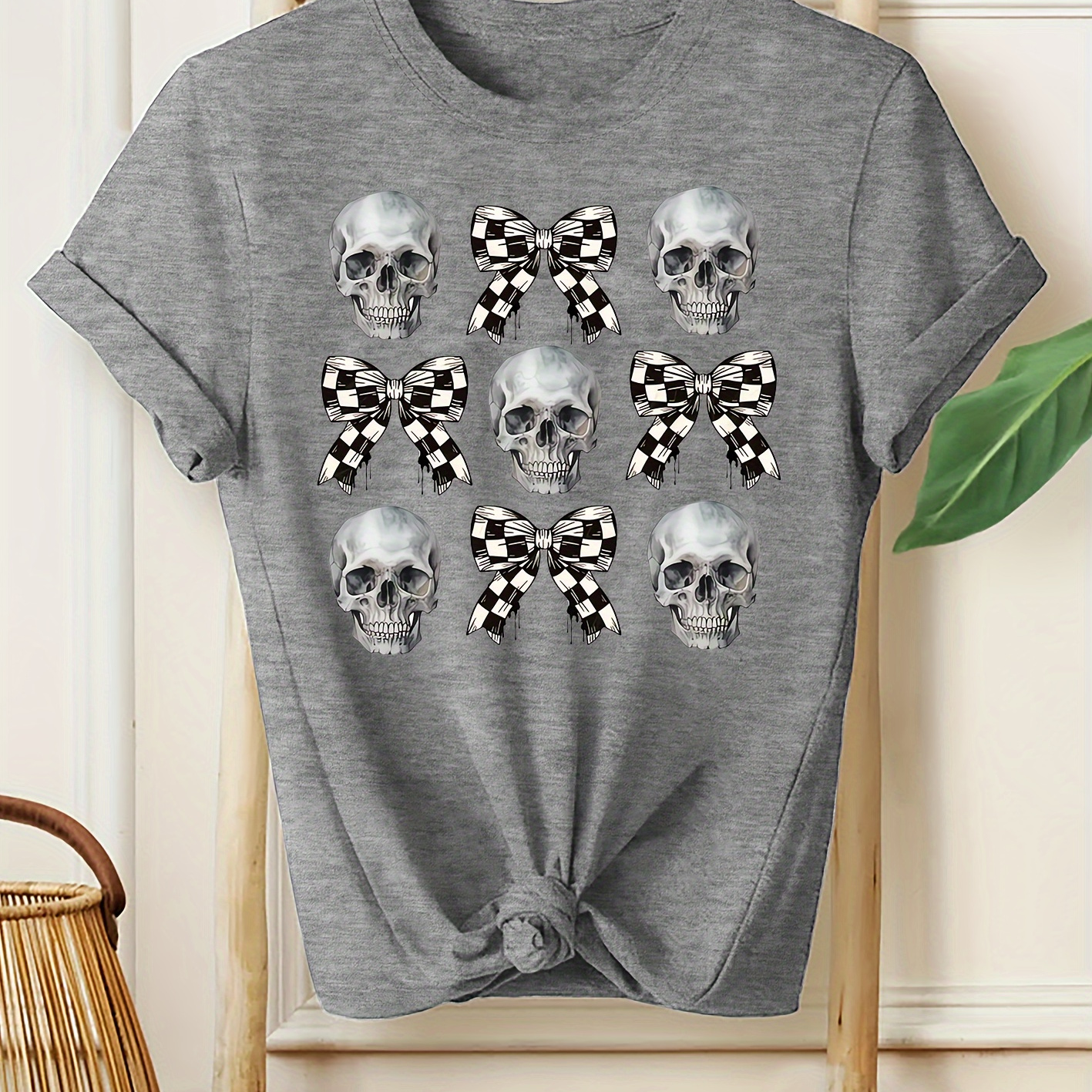 

Skull & Bow Breathable Sports T-shirt, Casual Crew Neck Short Sleeve Top, Women's Clothing