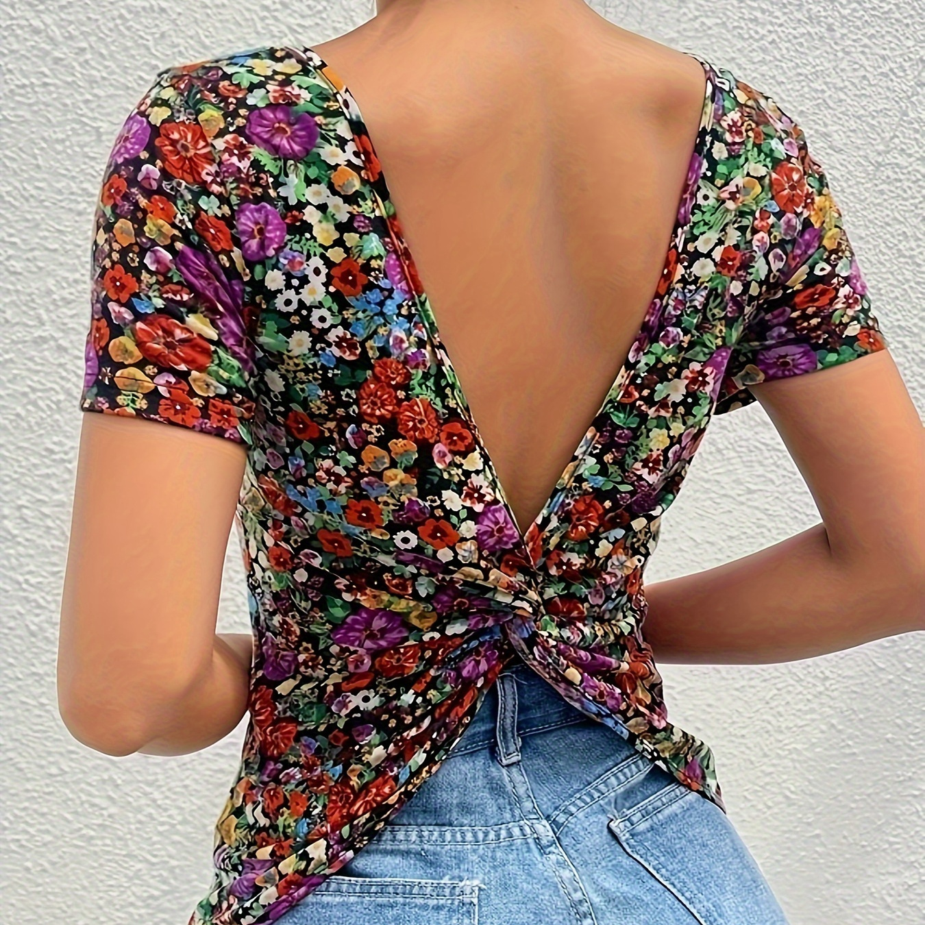 

Floral Print Backless T-shirt, Casual Short Sleeve Top For Spring & Summer, Women's Clothing