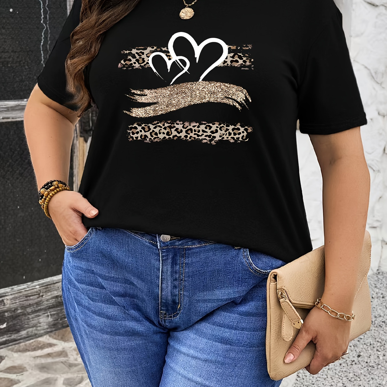 

T-shirt noir grande taille pour femme avec imprimé léopard et motif cœur, polyester, col rond, tissu extensible, manches courtes, haut à enfiler printemps/été