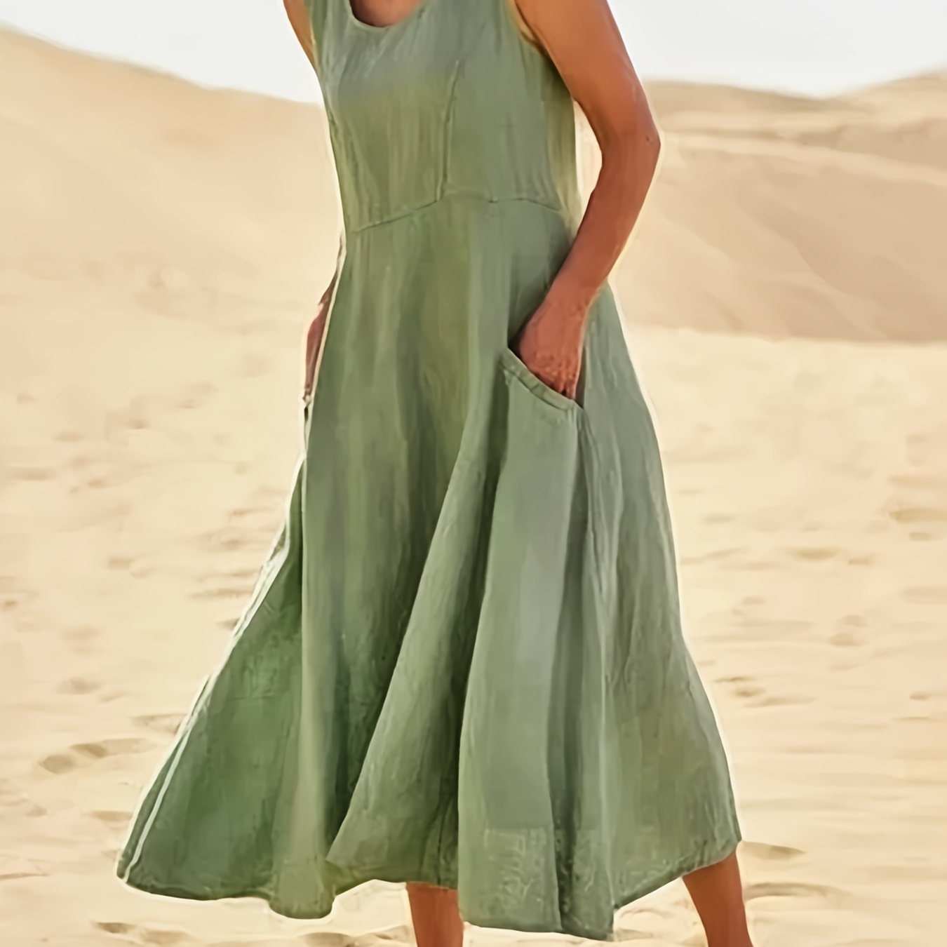 

Plus Size Solid Pockets Tank Dress, Casual Sleeveless Crew Neck Dress For Spring & Summer, Women's Plus Size clothing