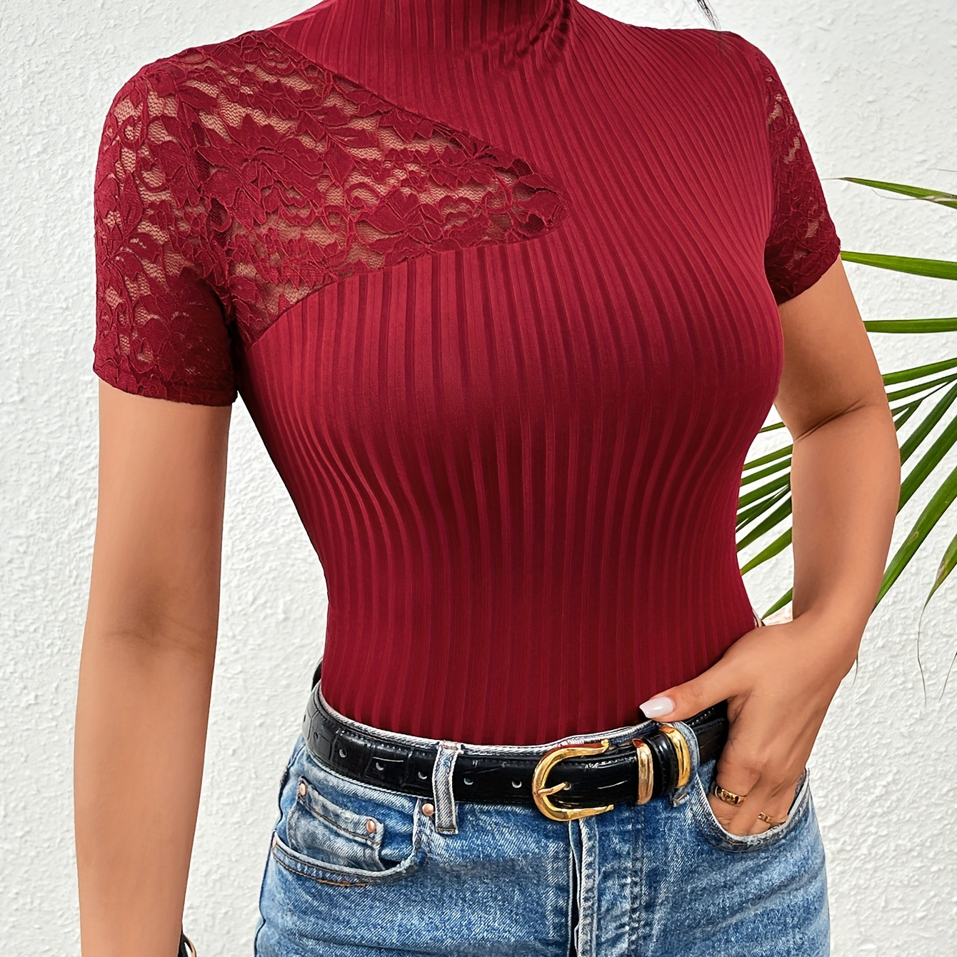 

Polyester ] Elegant Lace-trimmed Ribbed Knit Top For Women - Chic Short Sleeve, Slim Fit T-shirt With Lace Detail, Machine Washable, Summer