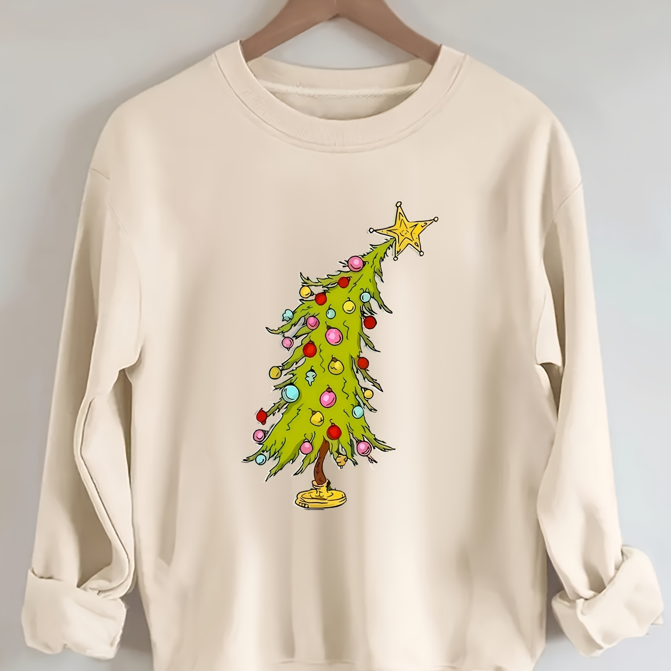 

Plus Size Christmas Tree Print Pullover Sweatshirt, Casual Long Sleeve Crew Neck Sweatshirt For Fall & Spring, Women's Plus Size Clothing