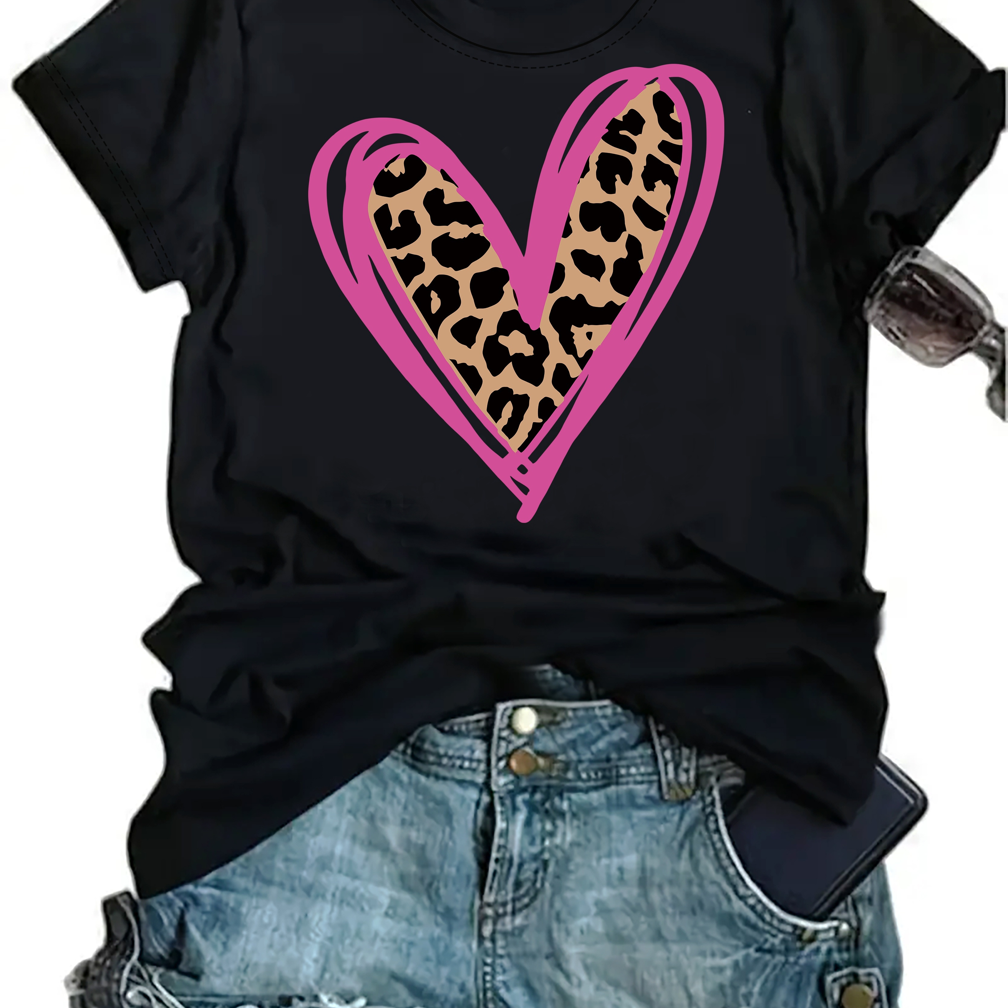 

Leopard Heart Print T-shirt, Short Sleeve Crew Neck Casual Top For Summer & Spring, Women's Clothing