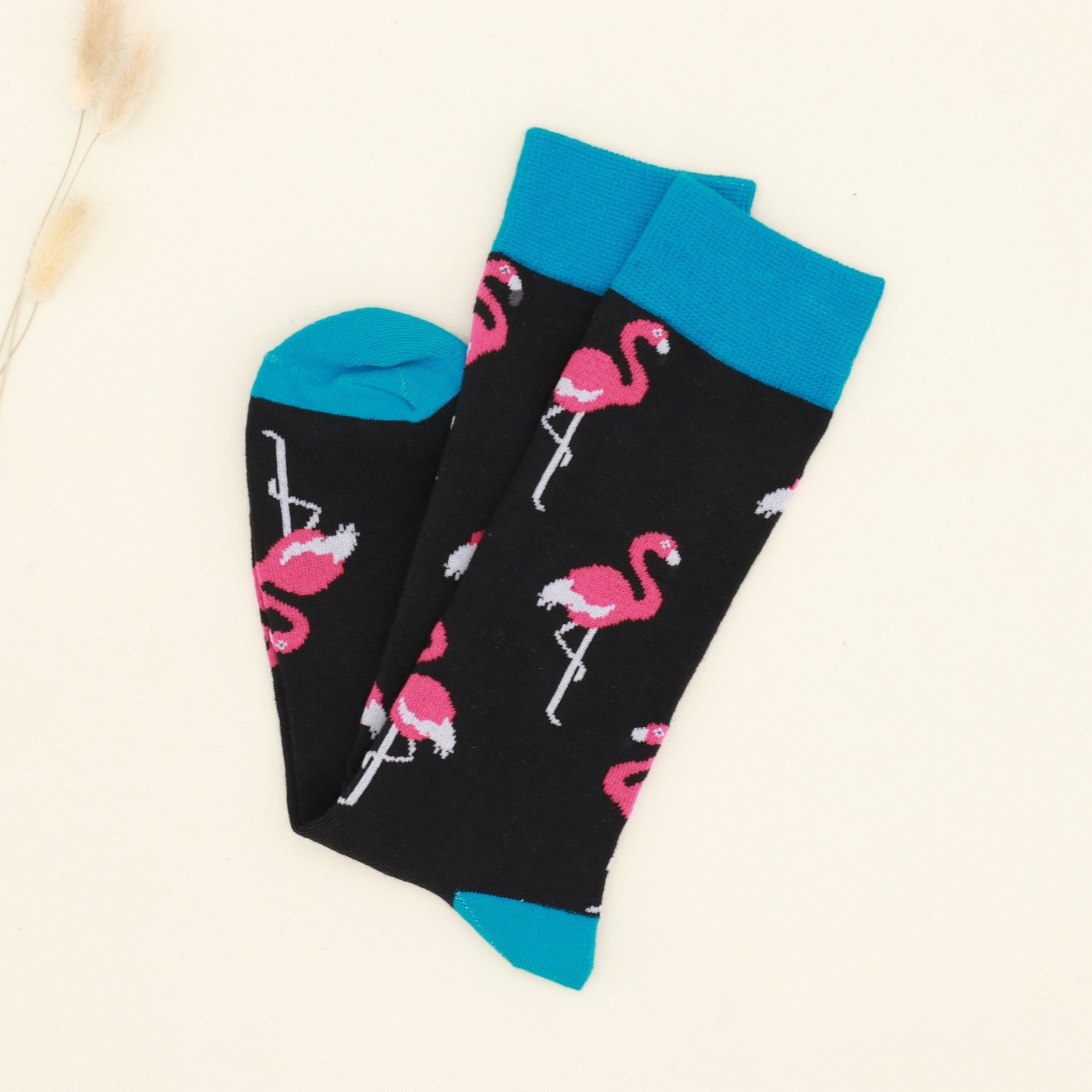 1pair Cartoon Flamingo Casual Novelty Crew Socks, Men's Socks