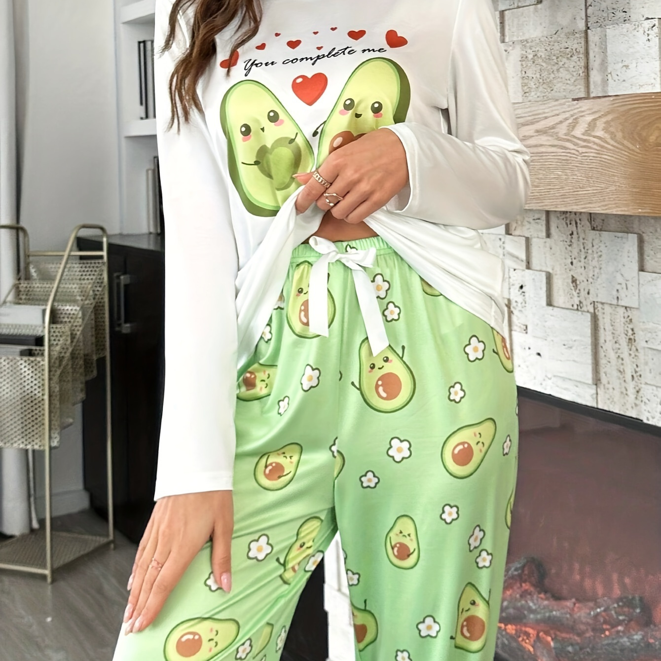 

Women's Casual Avocado Pajama Set, Long Sleeve Nightwear, Polyester Knit, Round Neck, Fruit , All , Adult Sleepwear