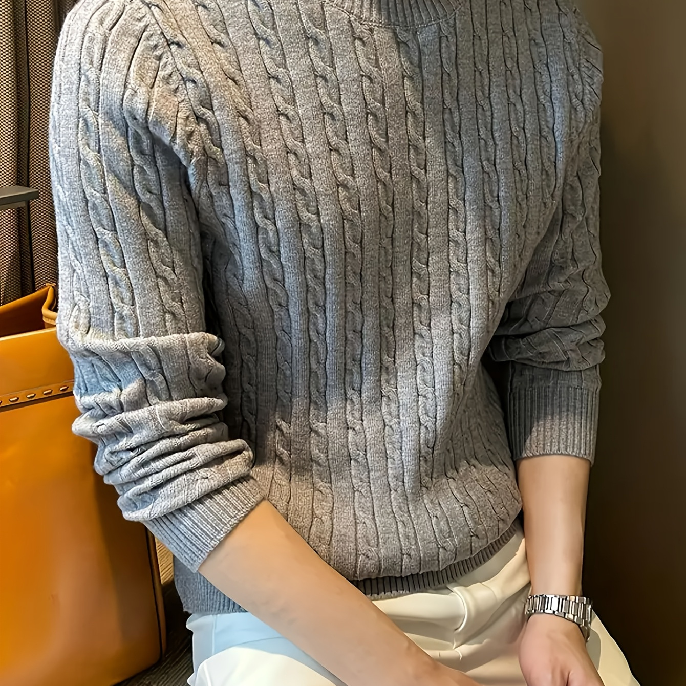 

-border New Autumn And Winter Men's Crew Neck Knit Sweater With Twist Pattern