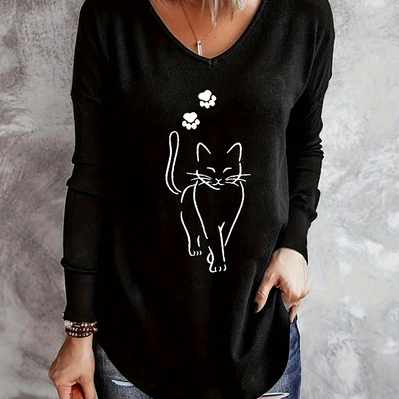 

Cat Print V Neck T-shirt, Casual Long Sleeve Top For Spring & Fall, Women's Clothing