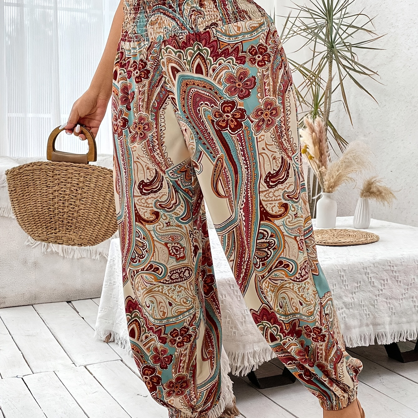 

Plus Size Floral Print Baggy Joggers, Casual Shirred Elastic Waist Pants For Spring & Fall, Women's Plus Size Clothing