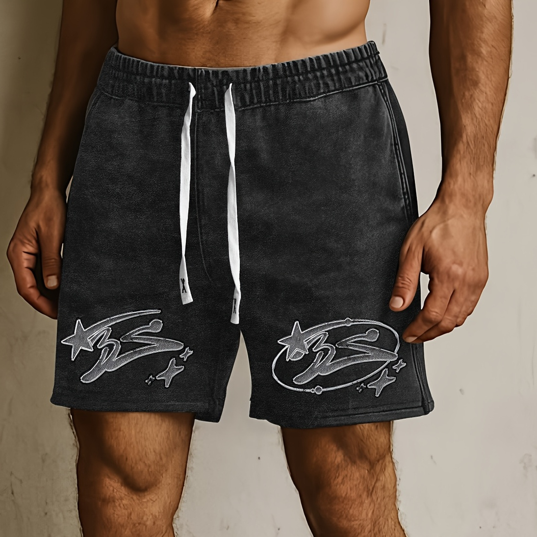 Men'S Vintage Washed Black Half-Length Pants with Star & Geometric Print - Loose Fit Casual Streetwear, Elastic Drawstring Waist, White Socks & Sneakers for Spring Summer Casual Attire, Everyday Comfort, Relaxed Fit Shorts, Durable Fabric Shorts