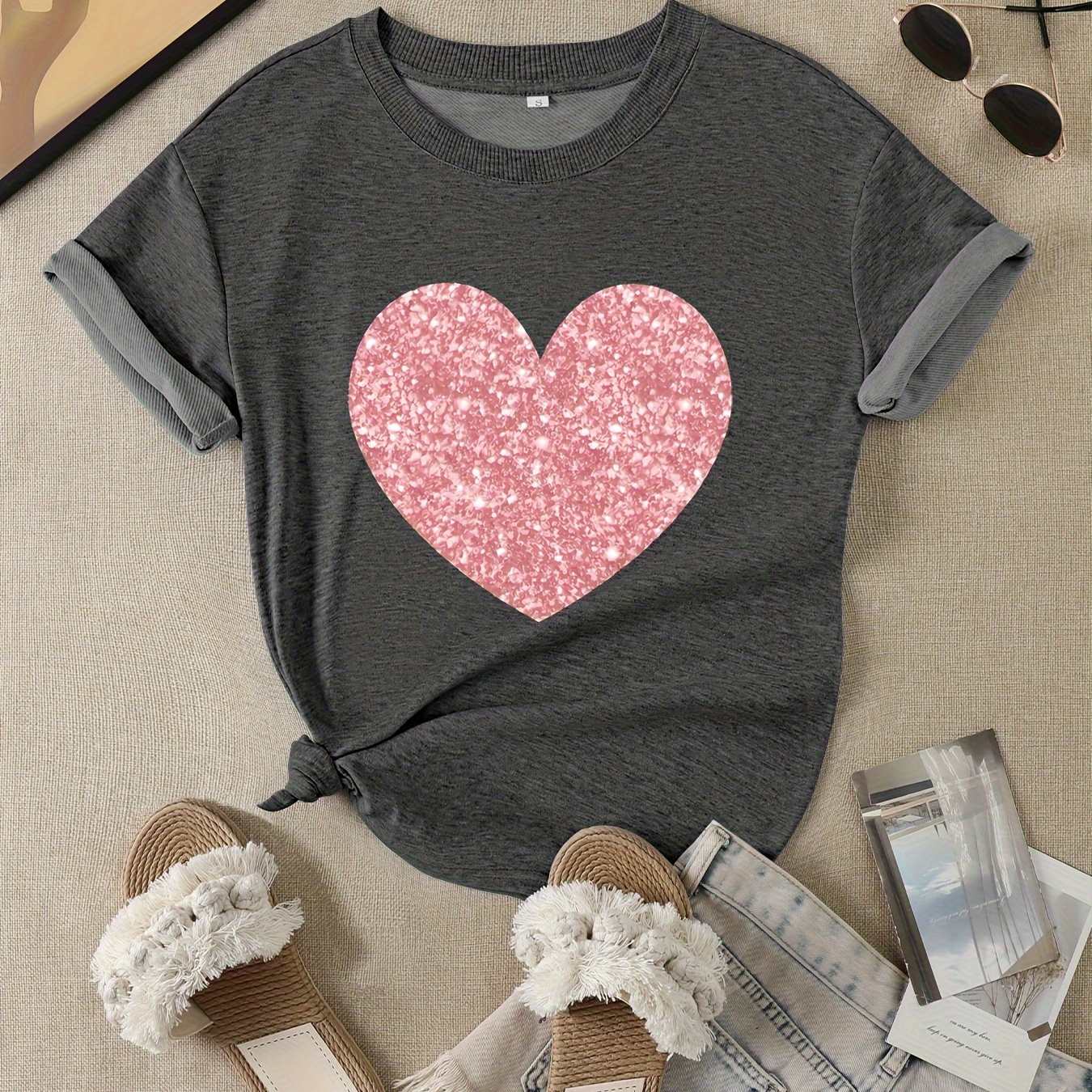 

Heart Print T-shirt, Short Sleeve Crew Neck Casual Top For Summer & Spring, Women's Clothing