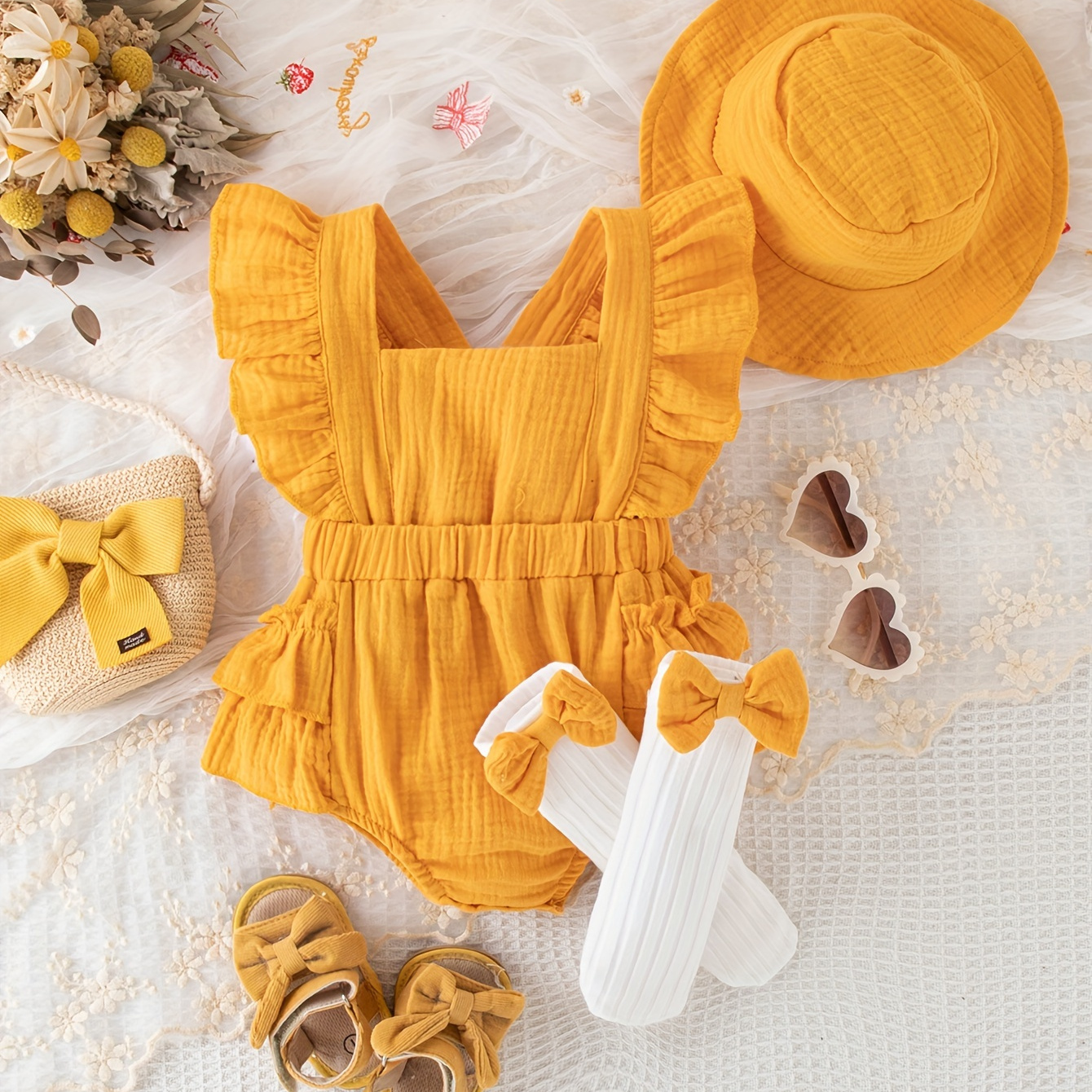 

Baby Girl Spring Summer Casual Solid Color Muslin Triangle Onesie Sets, Bodysuit & Hat & Socks