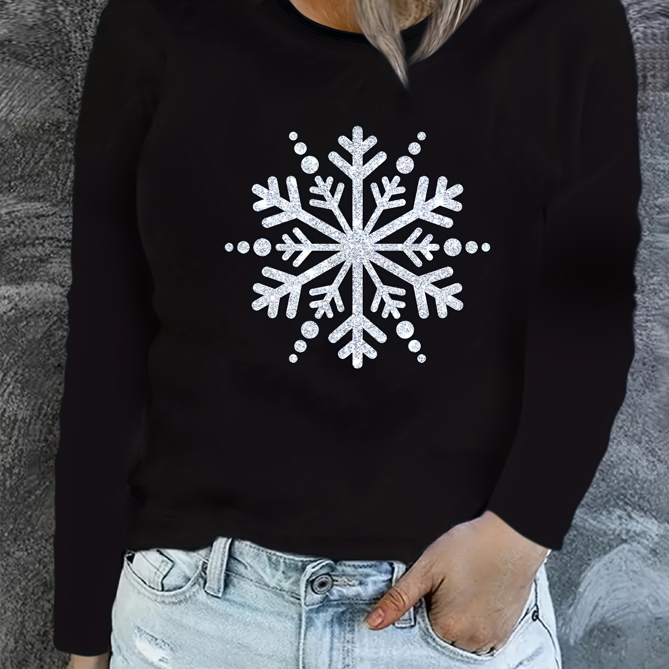 

Women's Long Sleeve Snowflake Sequin T-shirt - 100% Polyester Crew Neck Casual Knit Top For Christmas, Long Length Fall/winter Tee