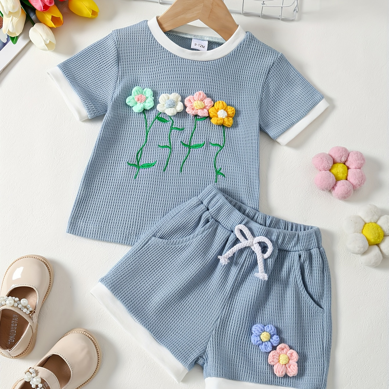 

Baby's Cute Flower Applique 2pcs Casual Summer Outfit, Waffle Textured T-shirt & Shorts Set, Toddler & Infant Girl's Clothes For Daily/holiday, As Gift