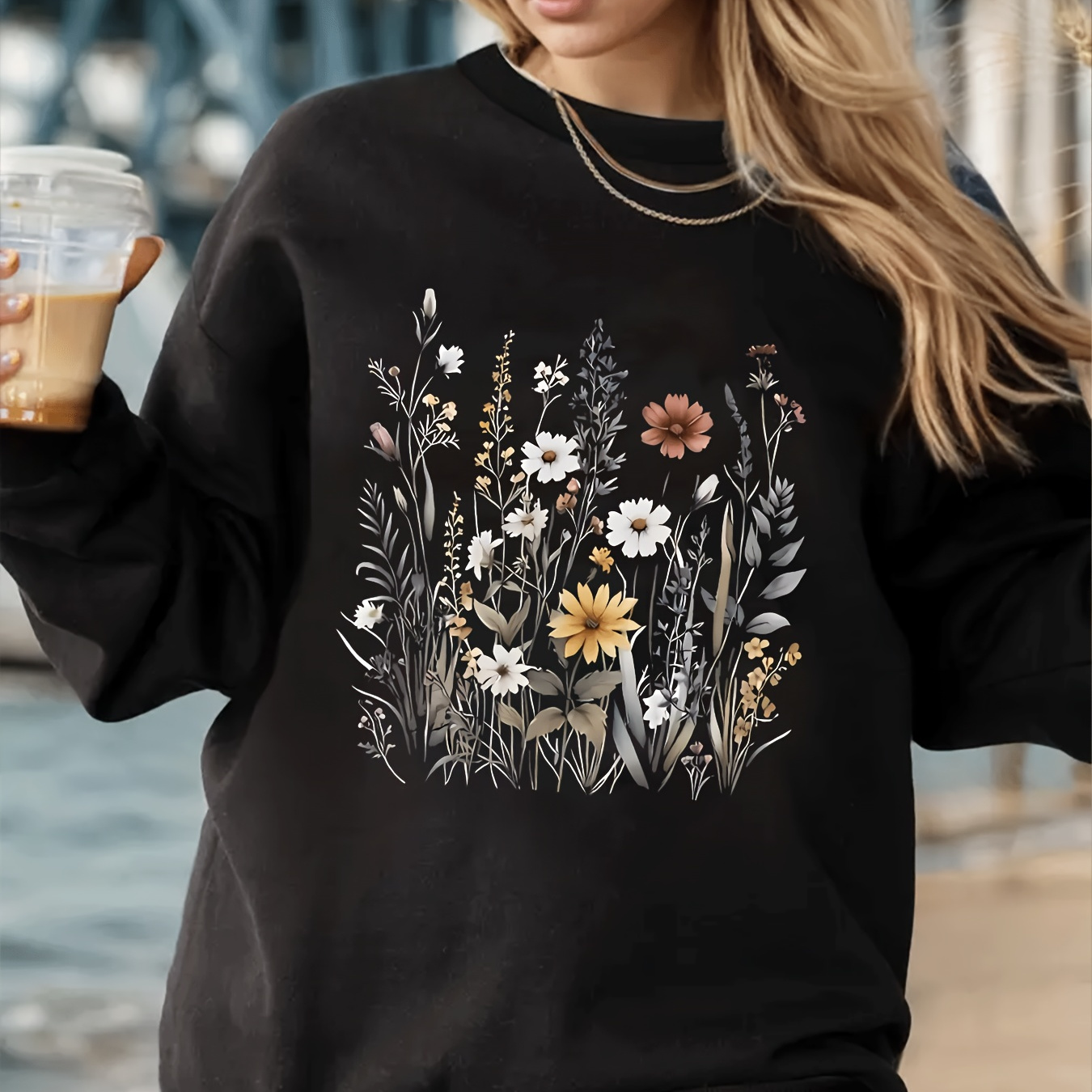 

Women's Floral Print Pullover Sweatshirt, Casual Long Sleeve Crew Neck Fleece Warm Top For Fall & Winter