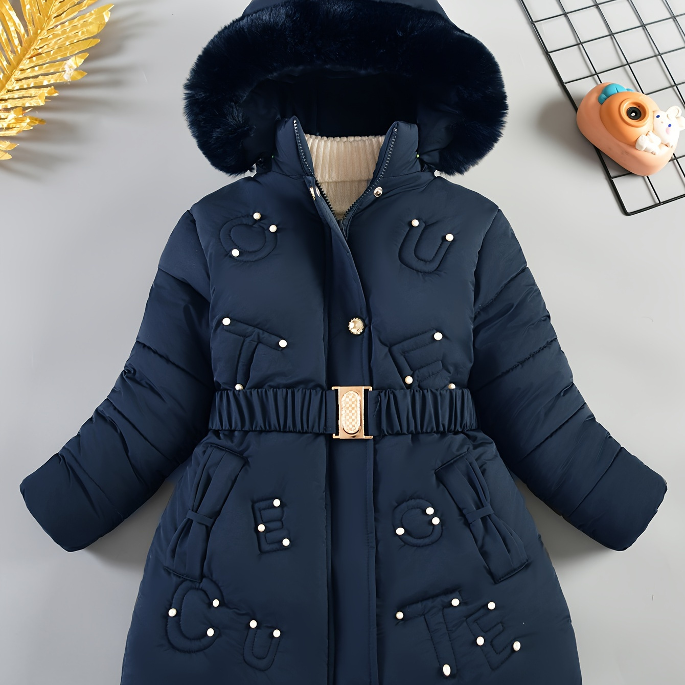 

Tirsiuxa Girls' Cozy Winter Jacket With Detachable Plush Hood & Belt - Casual Geometric Pattern, Polyester