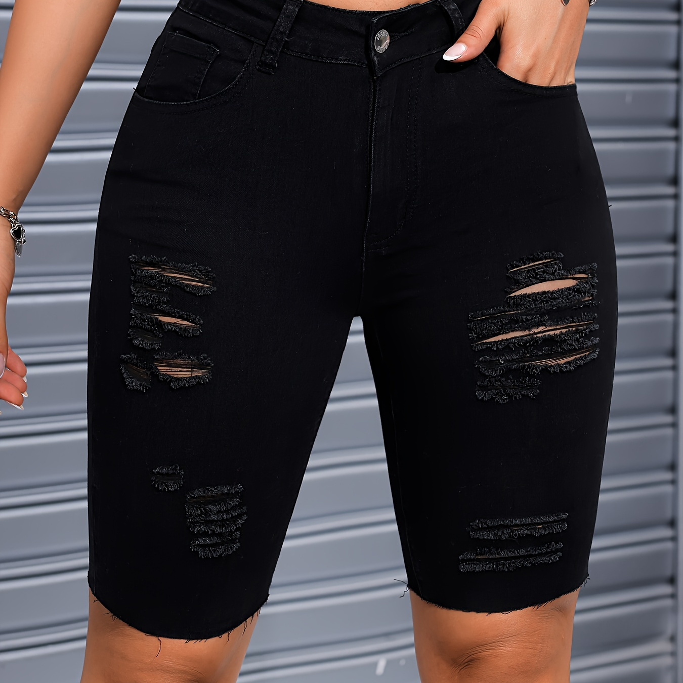 

Women's Casual Plain Black Color Ripped Denim Cycling Bermuda Shorts, Stretchy Solid Color Jean Shorts With Distressed Details