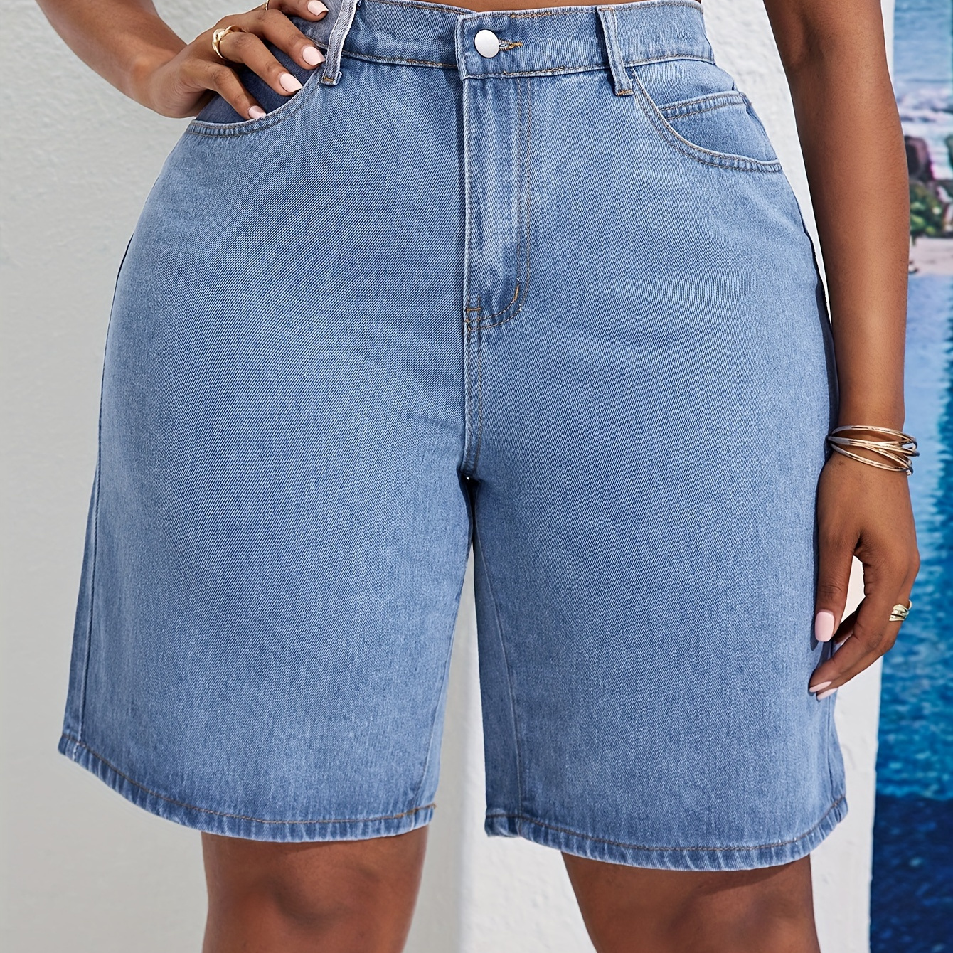 

Women's Plus Size Casual Light Blue Denim Bermuda Shorts, High-waist Jean Jorts With Pockets For Summer Outings And Everyday Wear