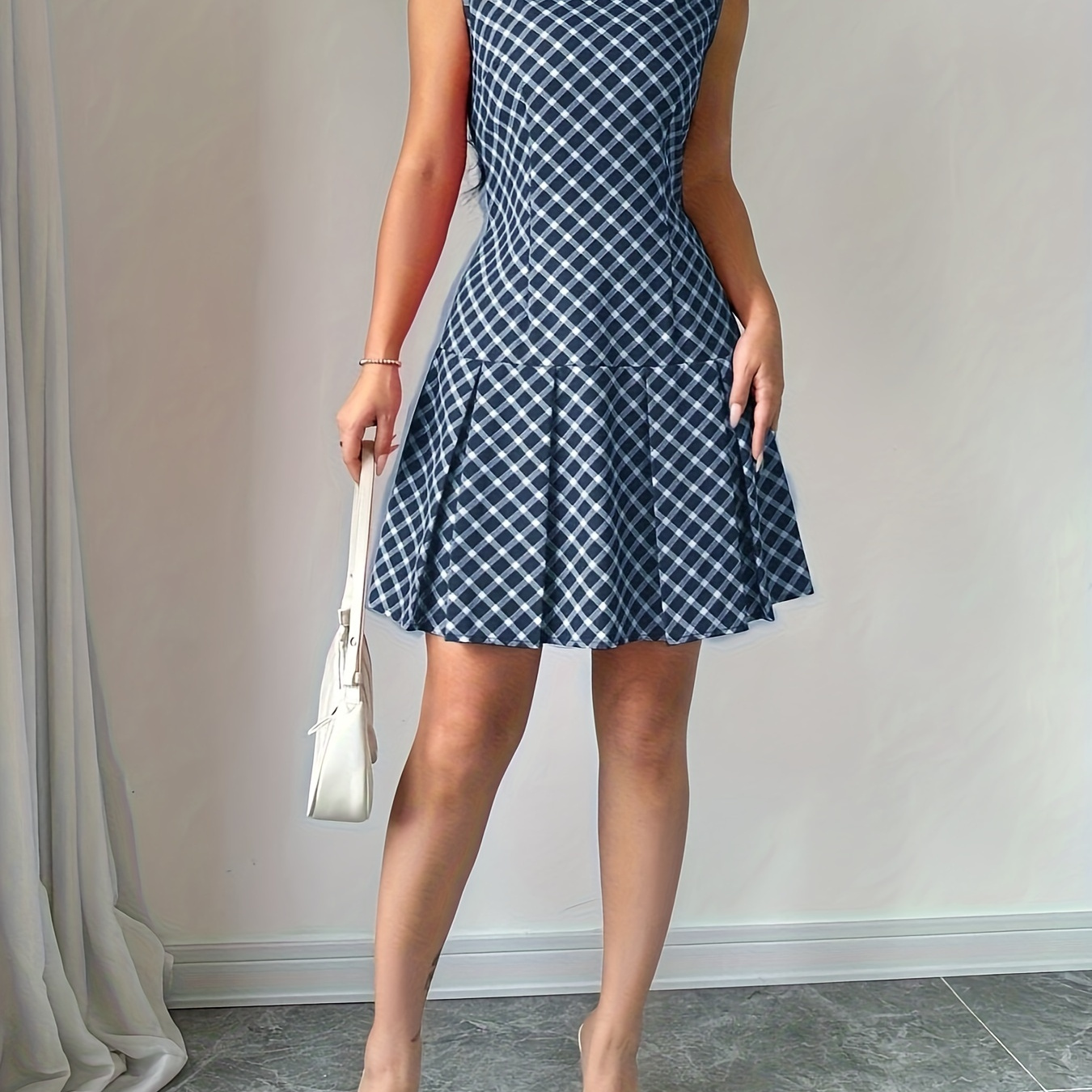

Elegant Sleeveless A-line Dress For Women - Blue And White Geometric Print, Crew Neck, Lightweight Polyester , Summer