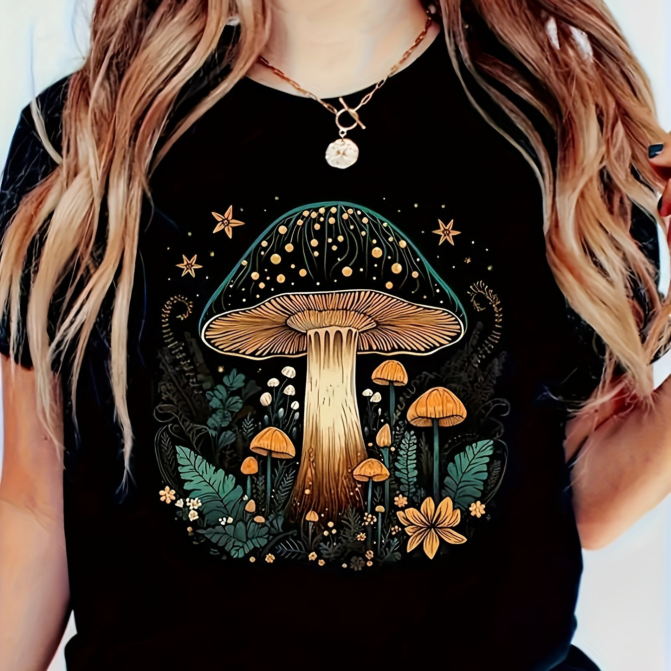 

Mushroom Print T-shirt, Short Sleeve Crew Neck Casual Top For Summer & Spring, Women's Clothing