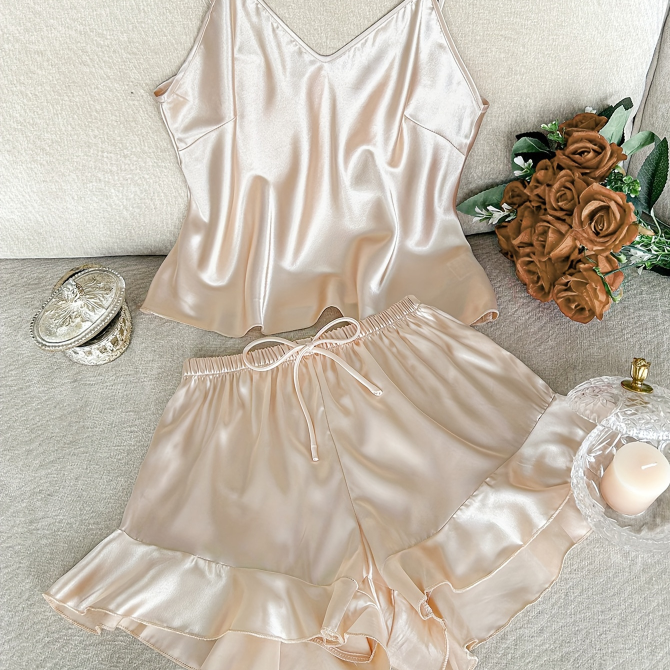 

Two-piece Set Of V-neck Stylish And Simple Camisole With Shorts Pajamas.