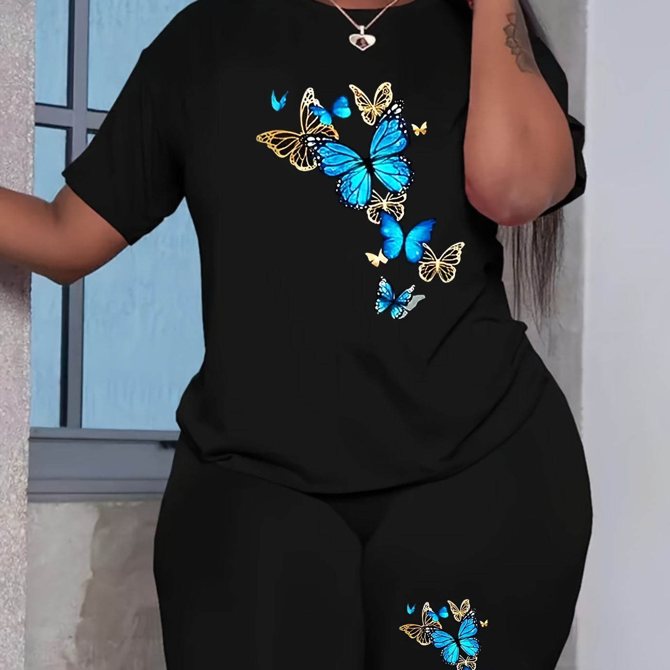 

Plus Size Butterfly Print Two-piece Set, Crew Neck Short Sleeve Top & Shorts Outfits, Women's Plus Size Clothing