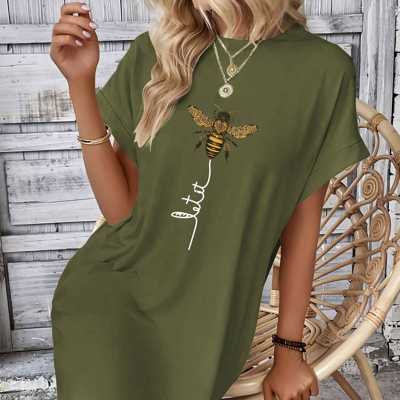

Bee Print Tee Dress, Short Sleeve Crew Neck Casual Dress For Summer & Spring, Women's Clothing