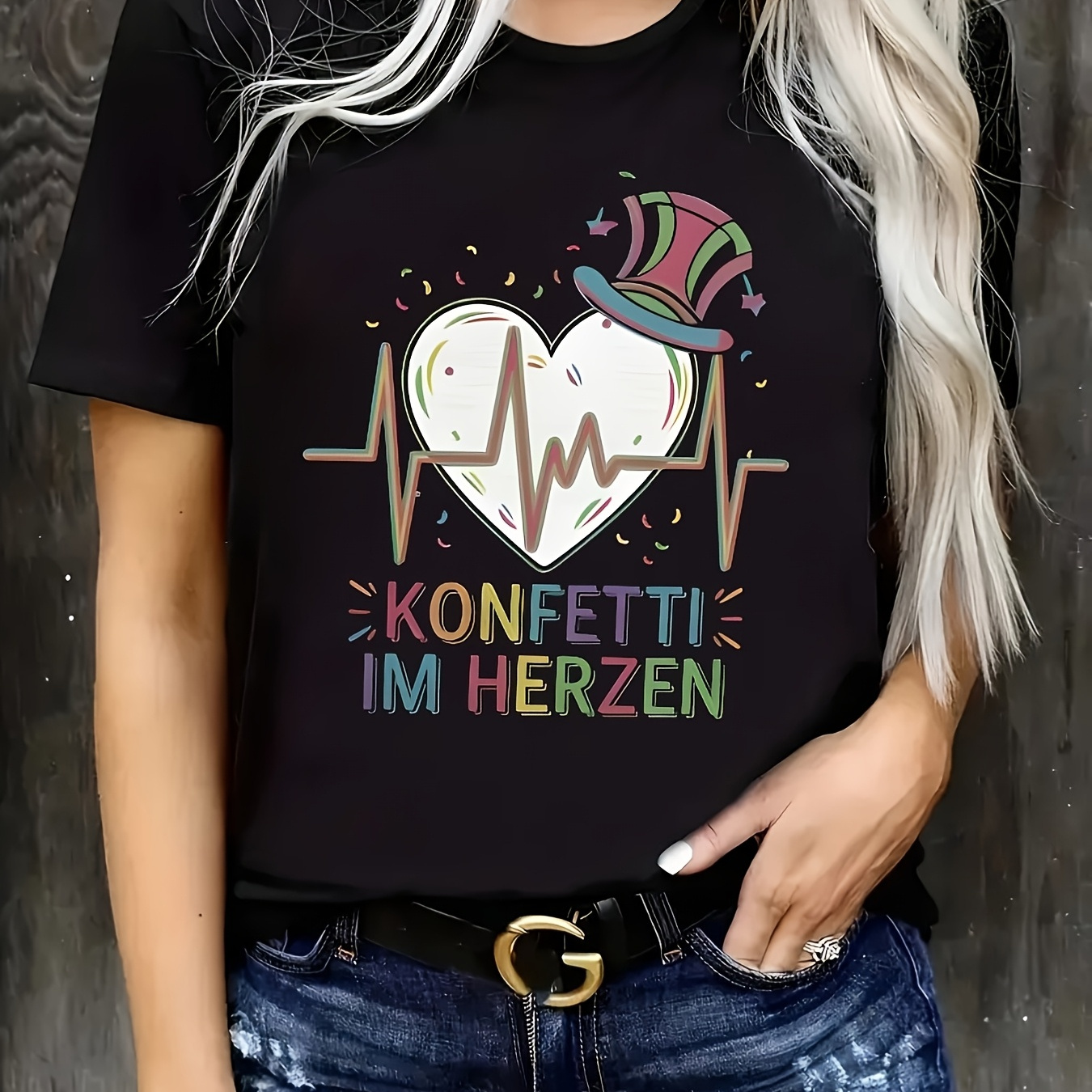 

Women's Tee - Soft Polyester Crew Neck T-shirt With "konfetti Im Herzen" Print, Casual Short Sleeve Top For Spring & Fall, Casual Attire