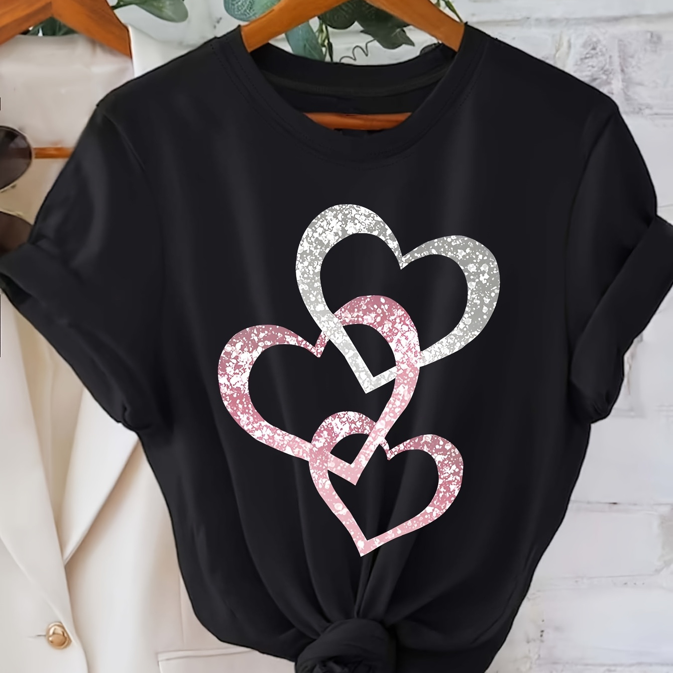 

Valentine's Day Love Heart Graphic Tee - Casual Crew Neck, Short Sleeve, Stretchy Polyester Blend, Machine Washable - Women's Fashion