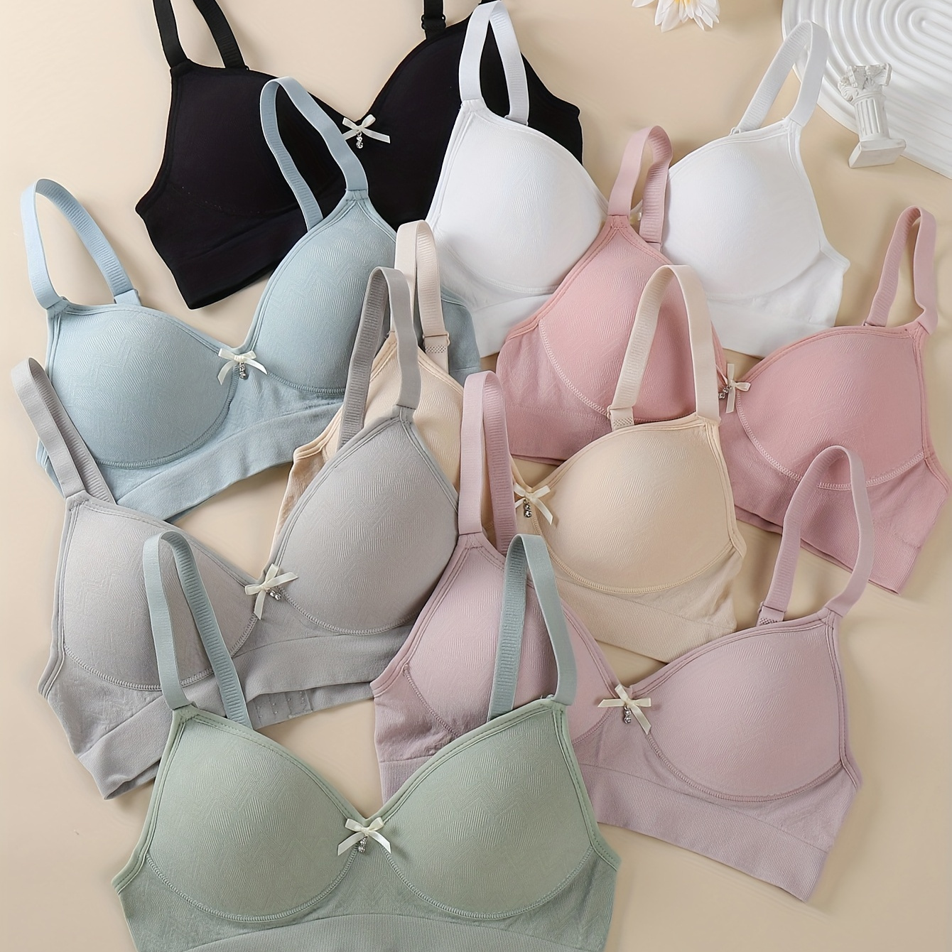 

Soutiens-gorge push-up quotidiens pour femmes, soutien-gorge sexy fil de couleur unie, tissu en polyamide, soutien moyen, avec rembourrage non amovible et doublé pour adultes