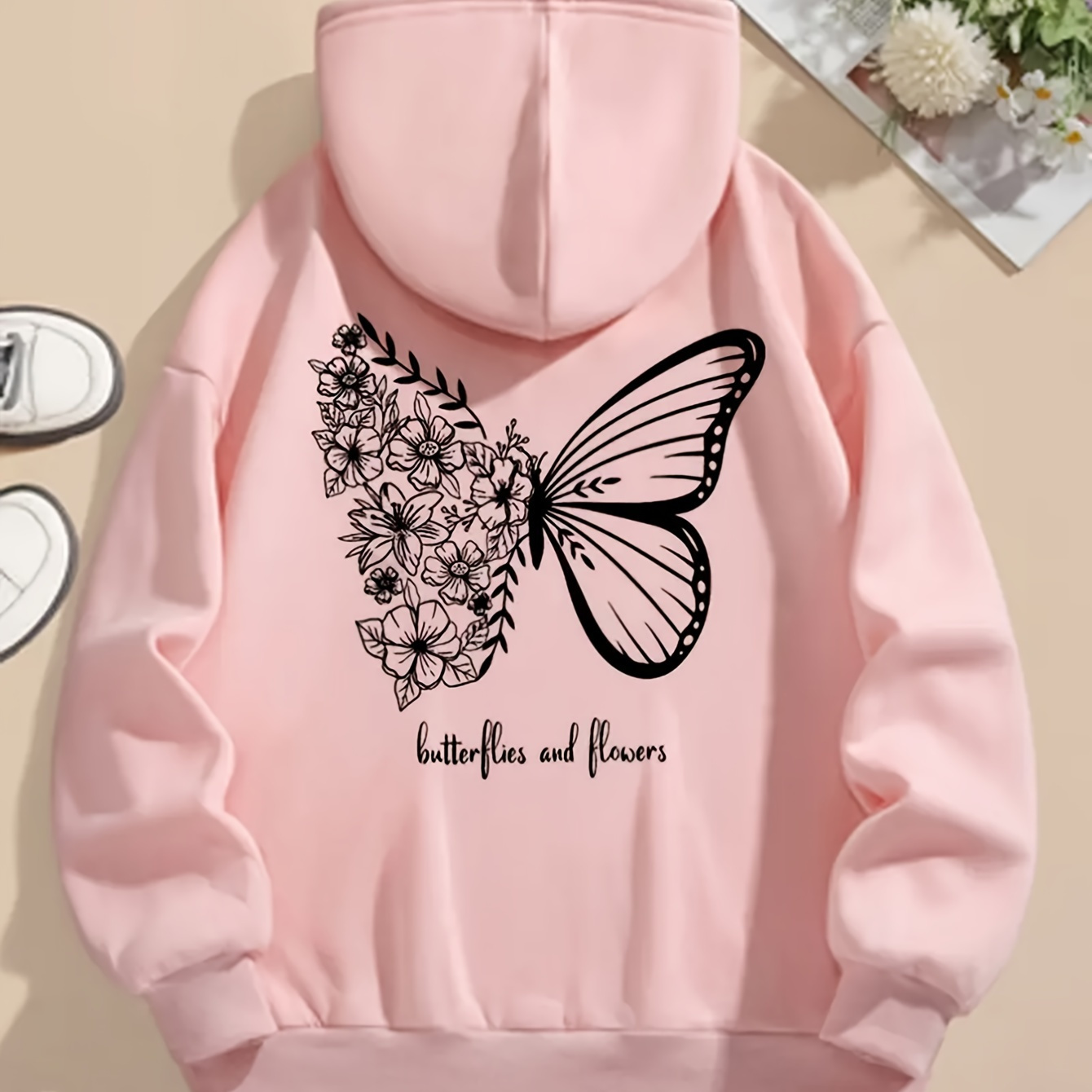 

Women' Hoodie With Butterfly Print, Casual Long Sleeve Pullover With Kangaroo Pocket, Polyester Knit Sweatshirt For Fall/winter, Regular Length, Long Sleeves, Pullover Style