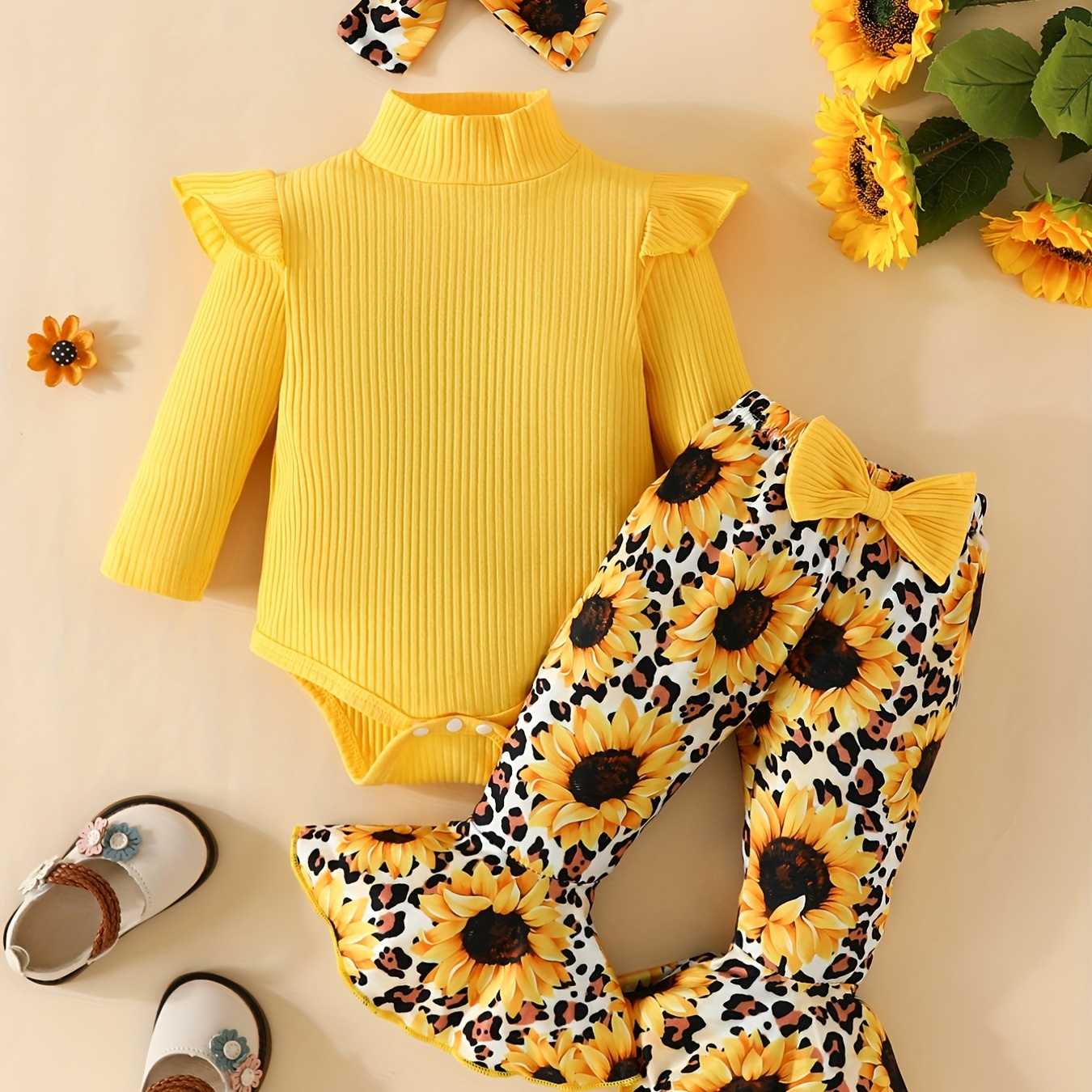 

Baby Girls 3pcs Cute Long Sleeve Flying Sleeve Romper + Sunflower Print Flared Trousers + Headband Set