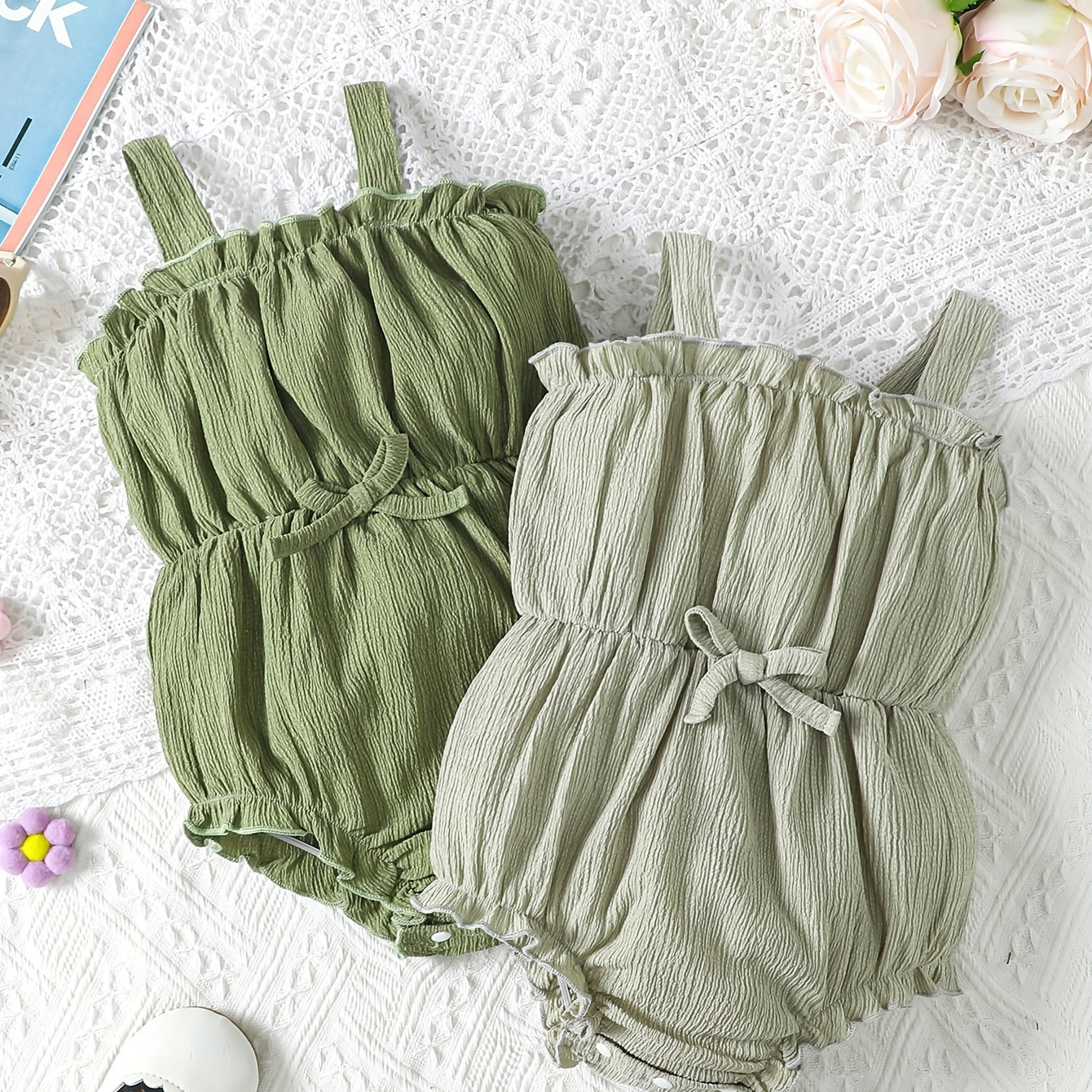 

2pcs Combination Baby Girl Fashion Clothing Set, Solid Color Bubble Texture Soft Fabric Trim Suspender Triangle Muslin Bodysuit For Outdoor Summer