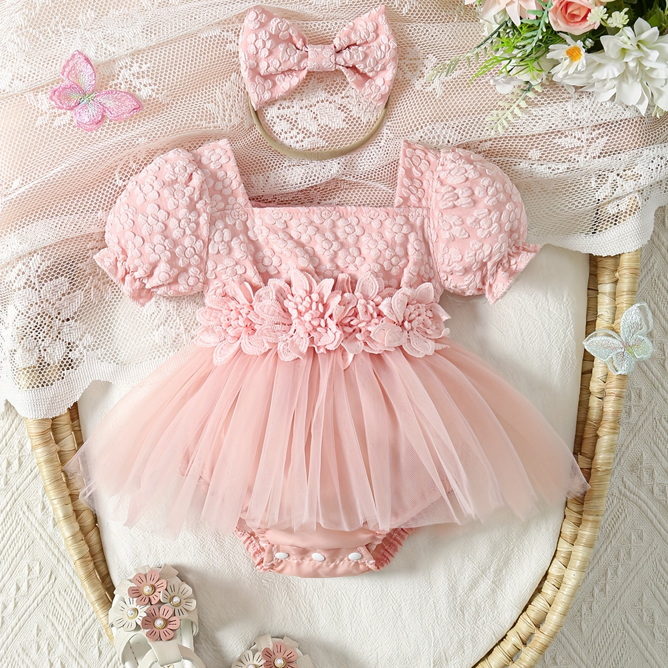 

Baby's Elegant Flower Jacquard Princess Triangle Bodysuit, Flower Decor Mesh Splicing Puff Sleeve Romper Dress, Toddler & Infant Girl's Onesie For Summer, As Gift