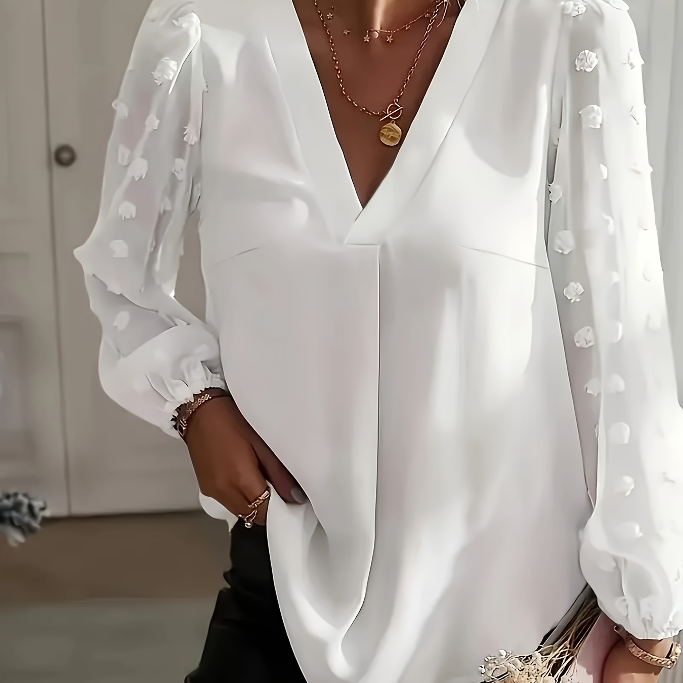 

Blouse grande taille à col en V, en polyester non extensible, chemise à manches longues de couleur unie, avec détail en dentelle florale, pour /automne - Haut pull pour femmes