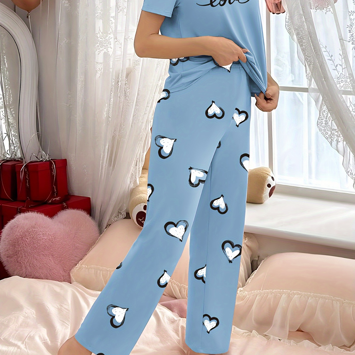 

Heart & Letter Print Pajama Set, Casual Short Sleeve Round Neck Top & Elastic Pants, Women's Sleepwear