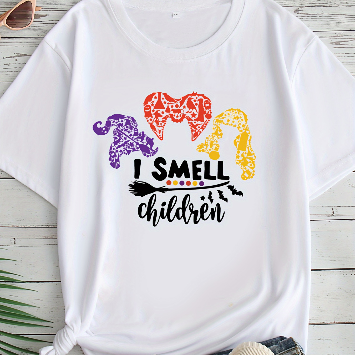 

Plus Size Print Crew Neck T-shirt, Casual Short Sleeve T-shirt For Spring & Summer, Women's Plus Size Clothing