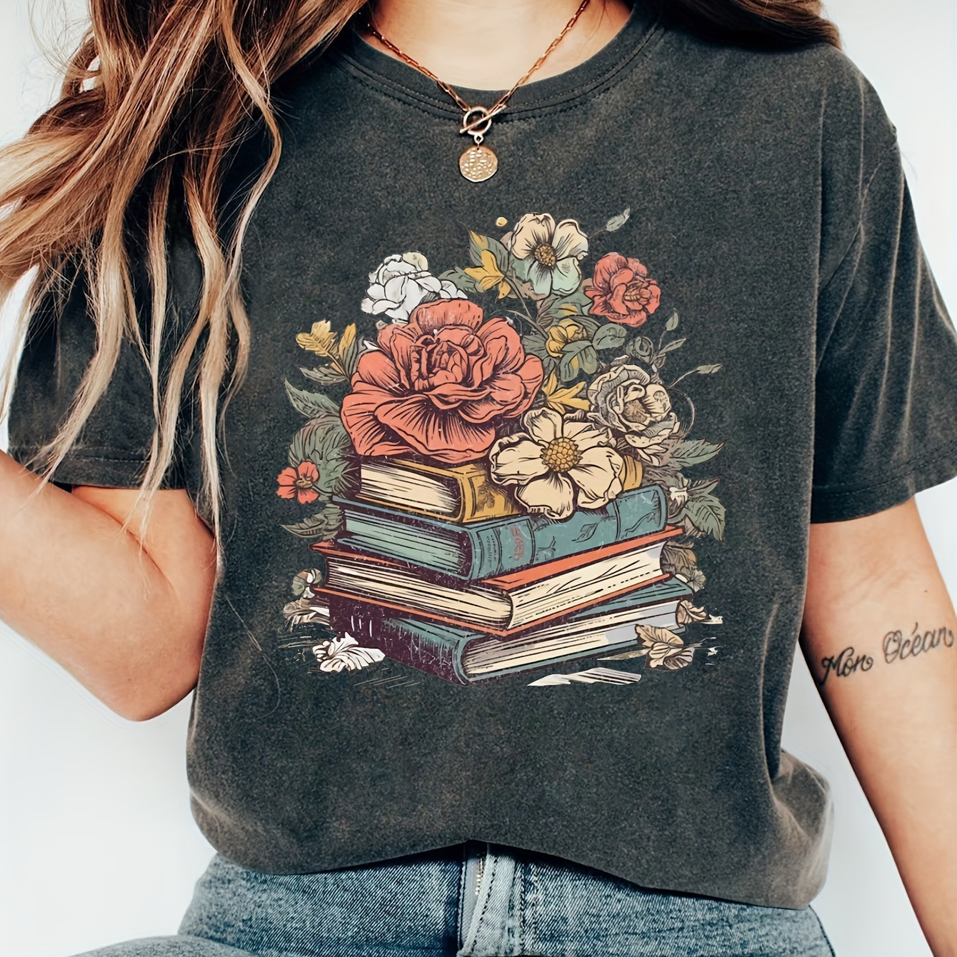 

Book Print Crew Neck T-shirt, Casual Short Sleeve T-shirt For Spring & Summer, Women's Clothing