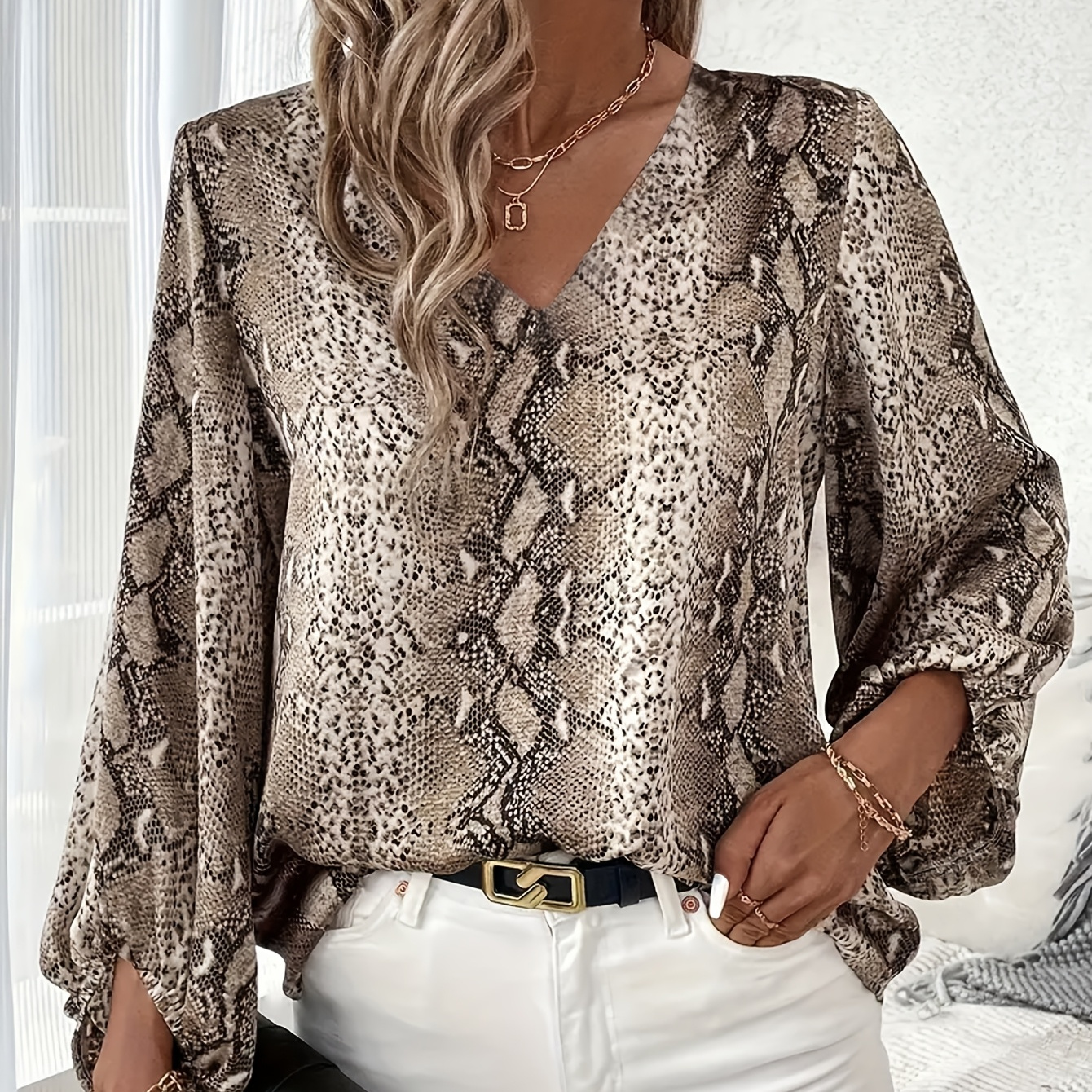 

[elegant 1pc Snake Print Long Sleeve Blouse] Size Snake Print Long Sleeve Woven Blouse, Crew Neck, Stretch, With Ruffle Detail, For Spring/summer/fall