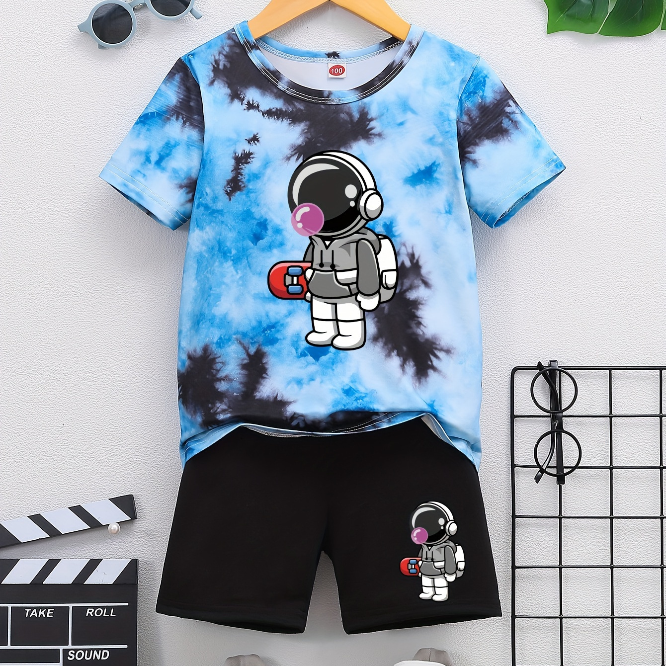 

Carton Astronaut Pattern Tie Dye Short Sleeve Casual T-shirt & Elastic Waist Shorts Set, Baby Boy's Comfortable Summer Outfits