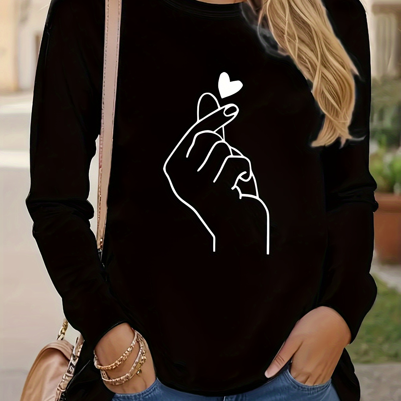 

1pc Women's Autumn And Winter Sports Casual Black Dark Grey Long Sleeve T-shirt Simple Than Heart Print Comfortable Breathable Crew Neck Top