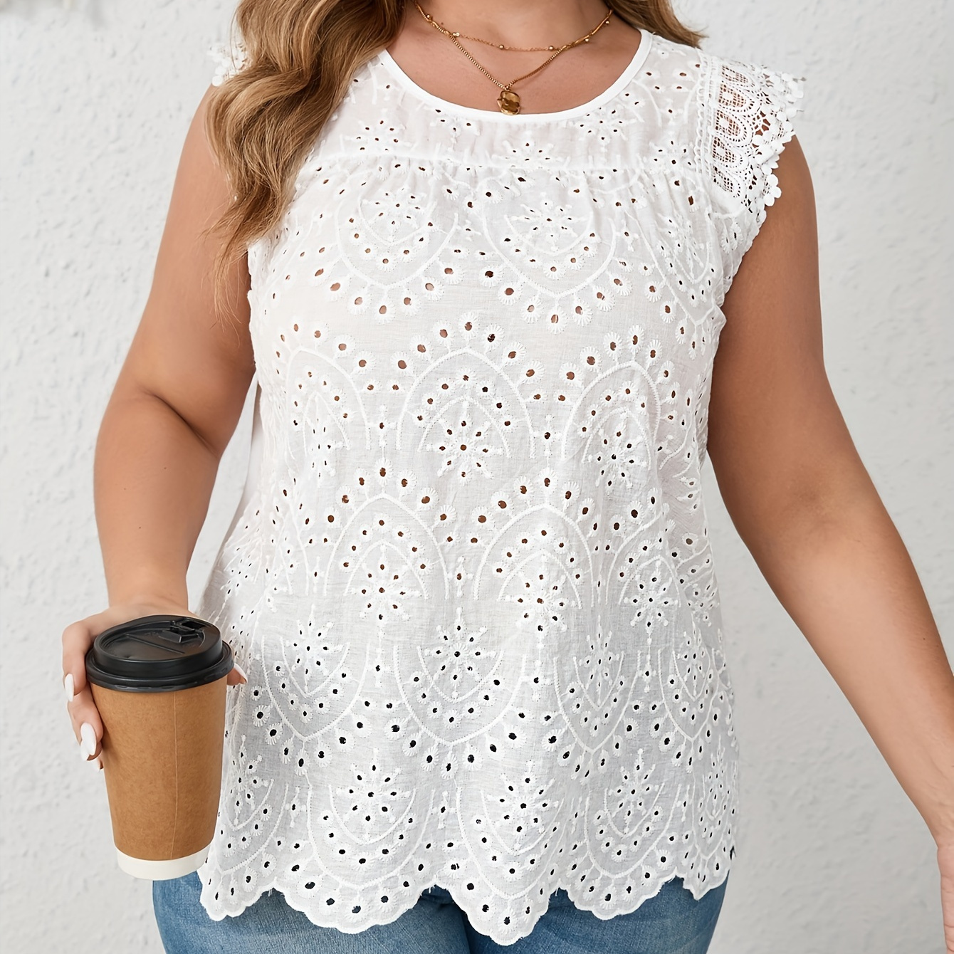 

Plus Size Lace Stitching T-shirt, Casual Eyelet Embroidery Crew Neck Cap Sleeve T-shirt, Women's Plus Size clothing