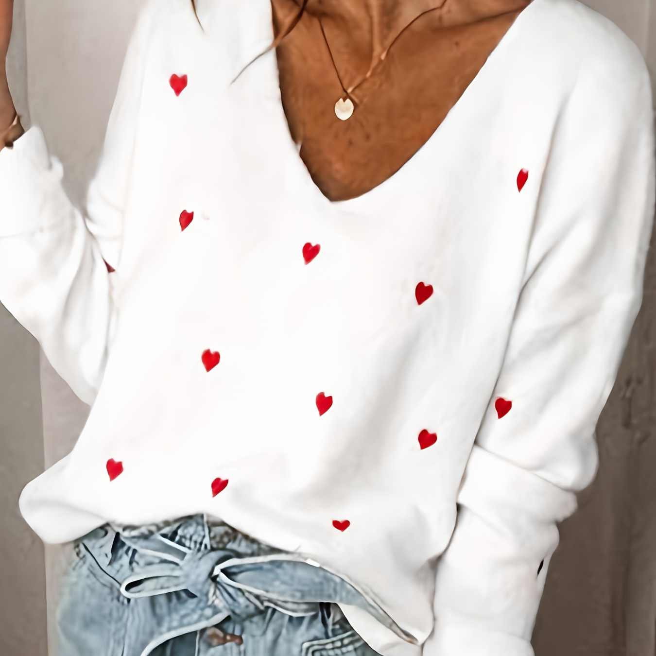 

Women's Casual V-neck Pullover Sweater With Heart Pattern, Rib-knit Polyester Spring/fall Knit Fabric Top