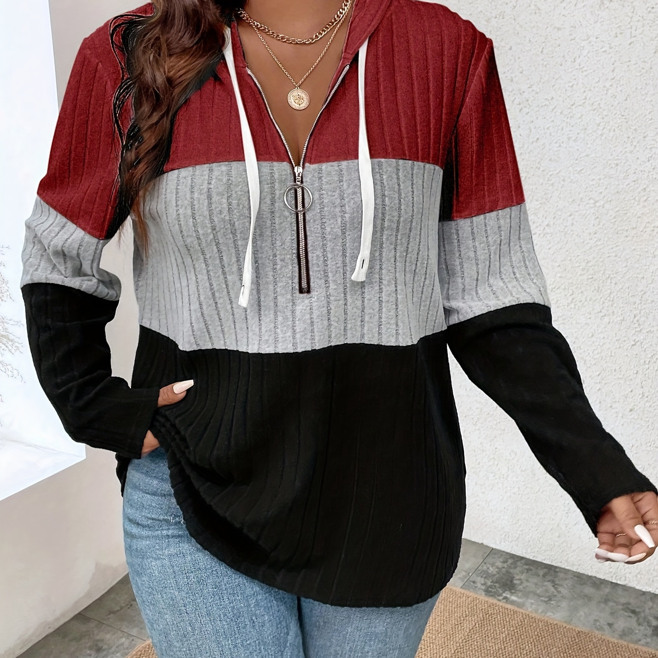 

Plus Size Half Zip Drawstring Hoodie, Casual Color Block Long Sleeve Hoodie For Fall & Winter, Women's Plus Size Clothing