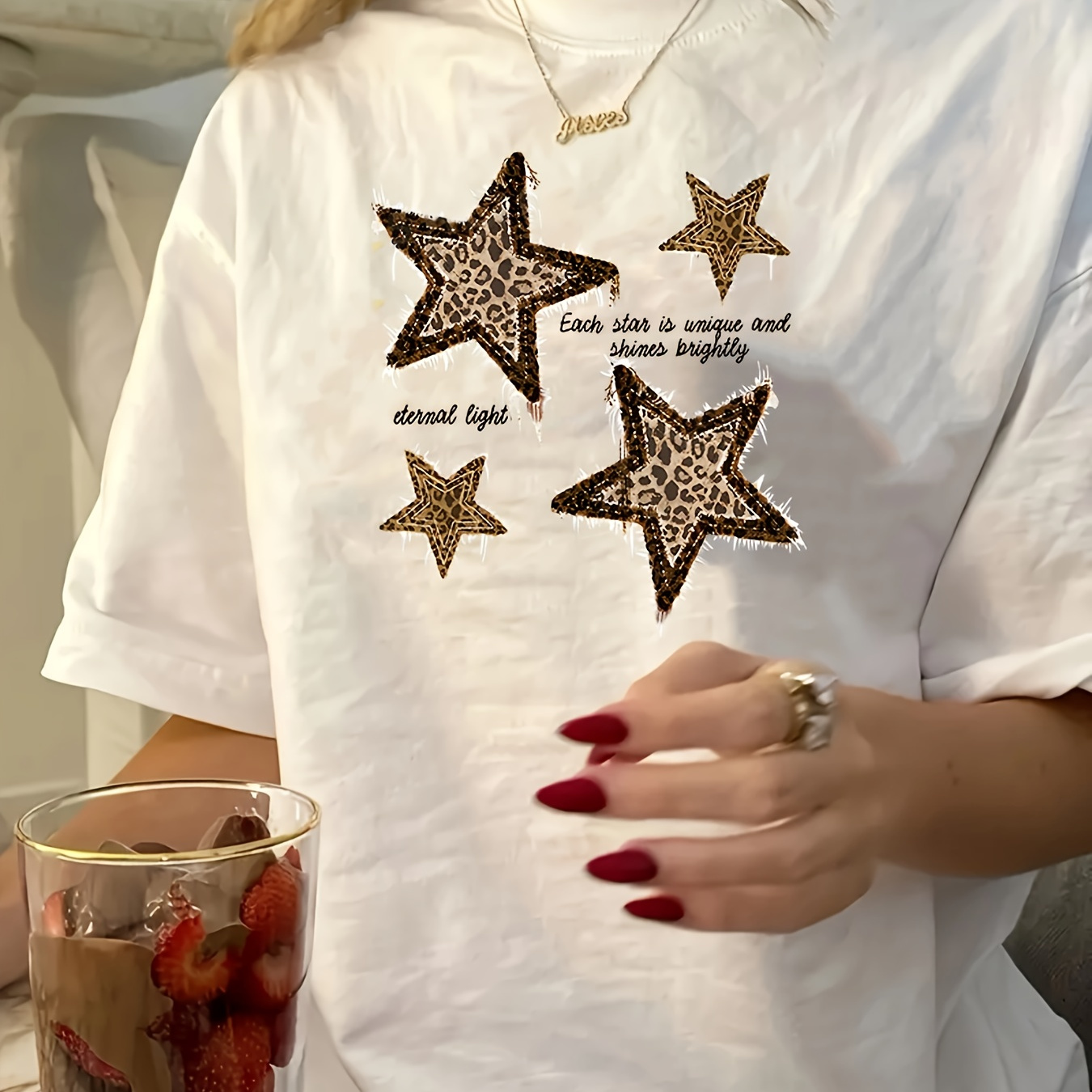 

Vintage-inspired Polyester T-shirt, Crew Neck, Regular Length, Knit Fabric, 150g/m², With Geometric Star Pattern, For Summer Wear