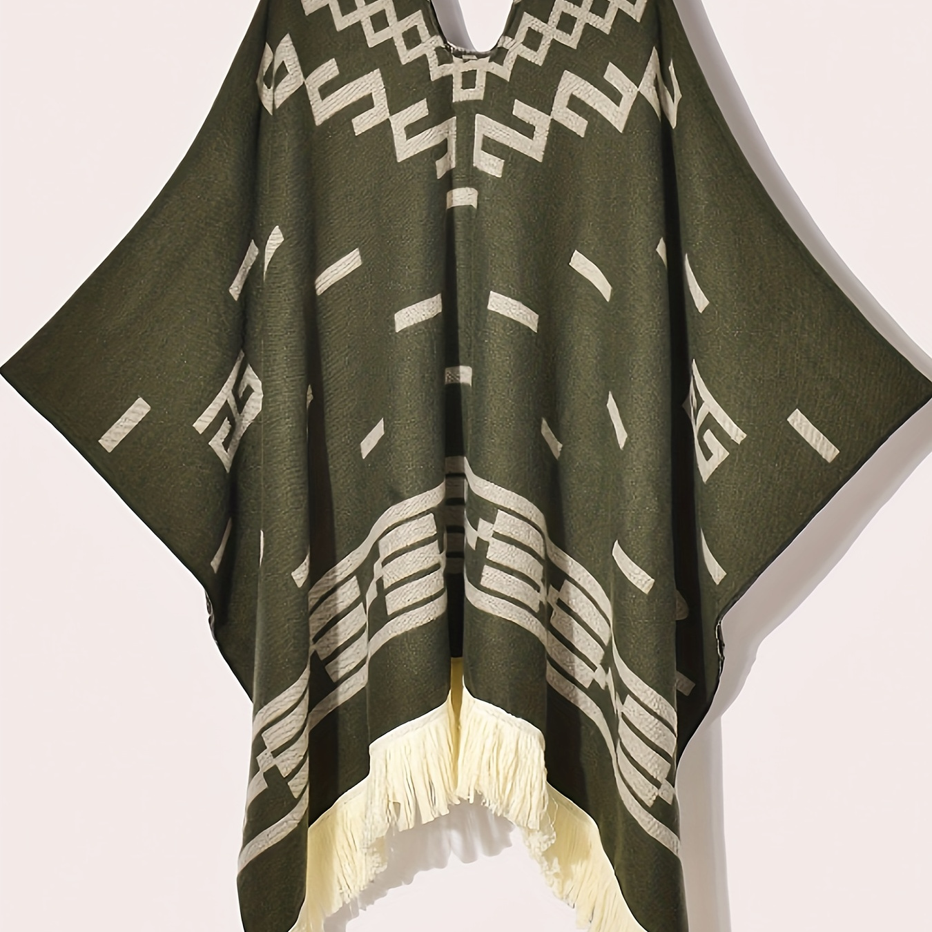 

Men's Plus Size Western Cowboy-style Shawl - Warm, Tassel-trimmed Pullover Cape For Travel & Photoshoots, Geometric Pattern, V-neck, Polyester