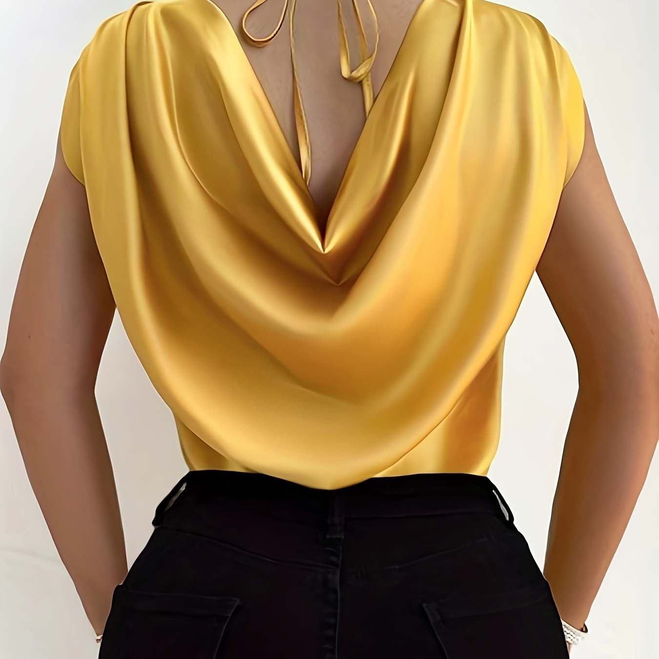 

Blouse Élégante pour Femme avec en Jaune Vibrant - avec Détail de à l'Arrière, Manches Courtes, Mélange de Polyester Non-Transparent - Parfaite pour Toutes les